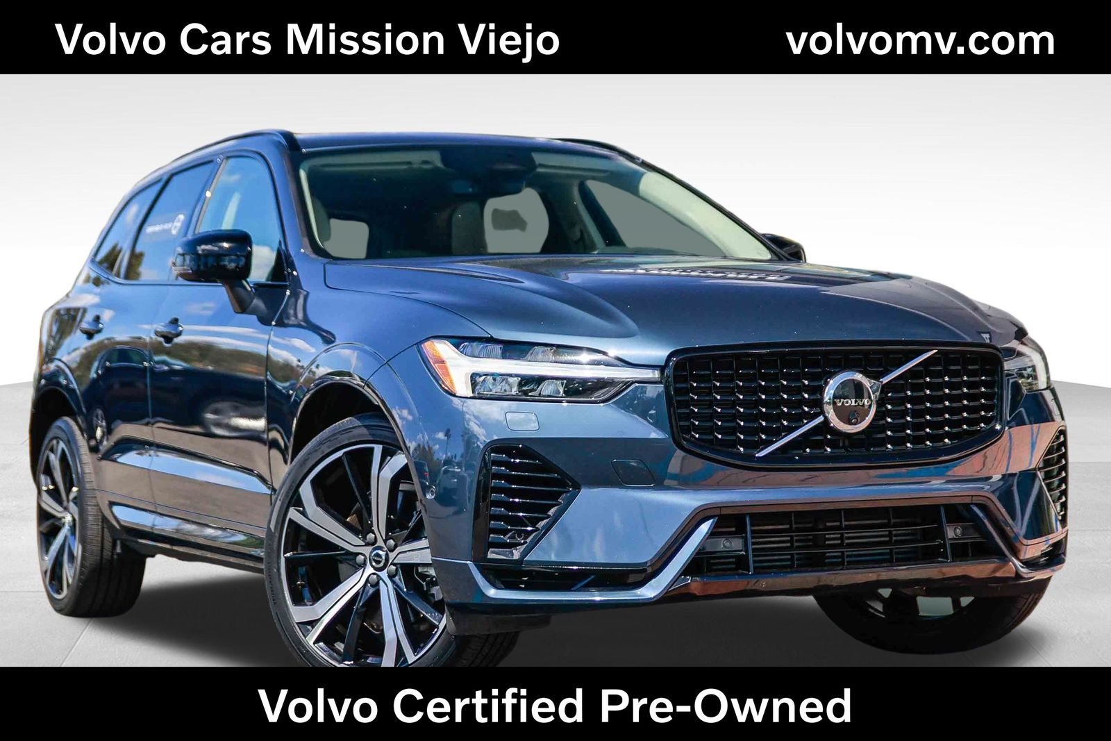 Denim Blue Metallic 2024 Volvo XC60 Recharge T8 Ultimate Dark Theme eAWD SUV / Crossover All-Wheel Drive Automatic