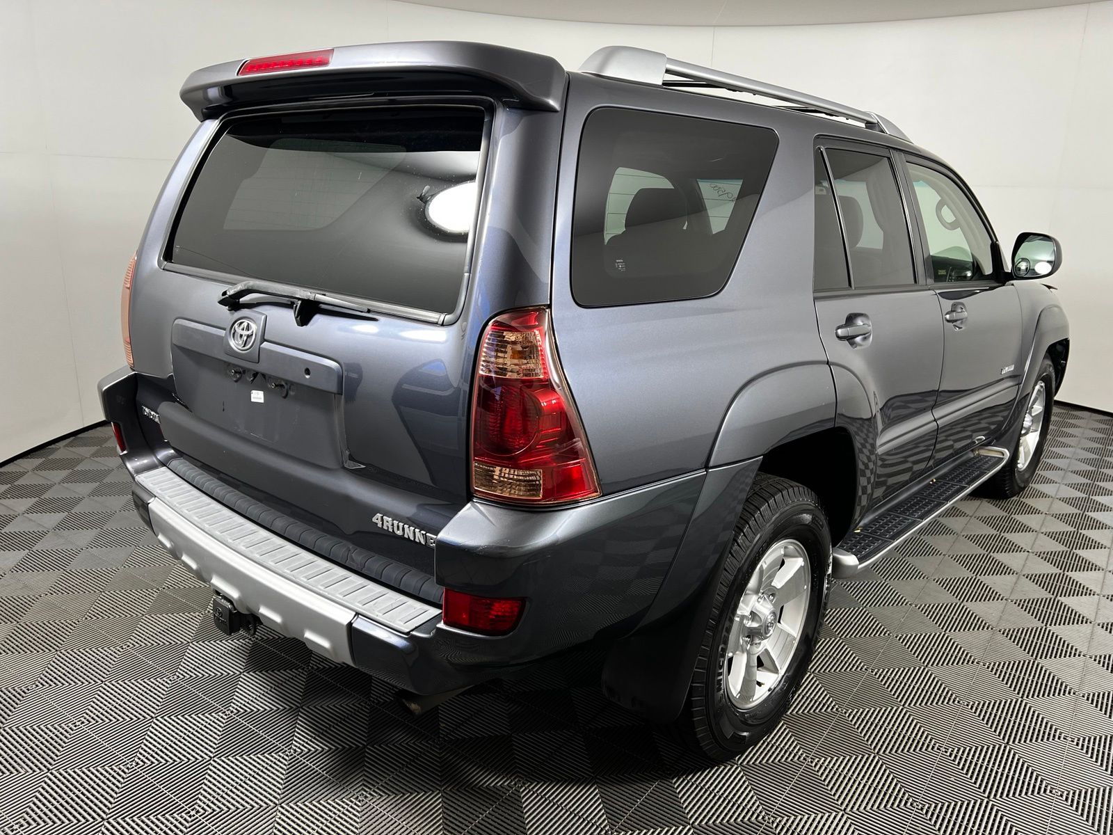 Thumbnail: 2003 Toyota 4Runner - 5