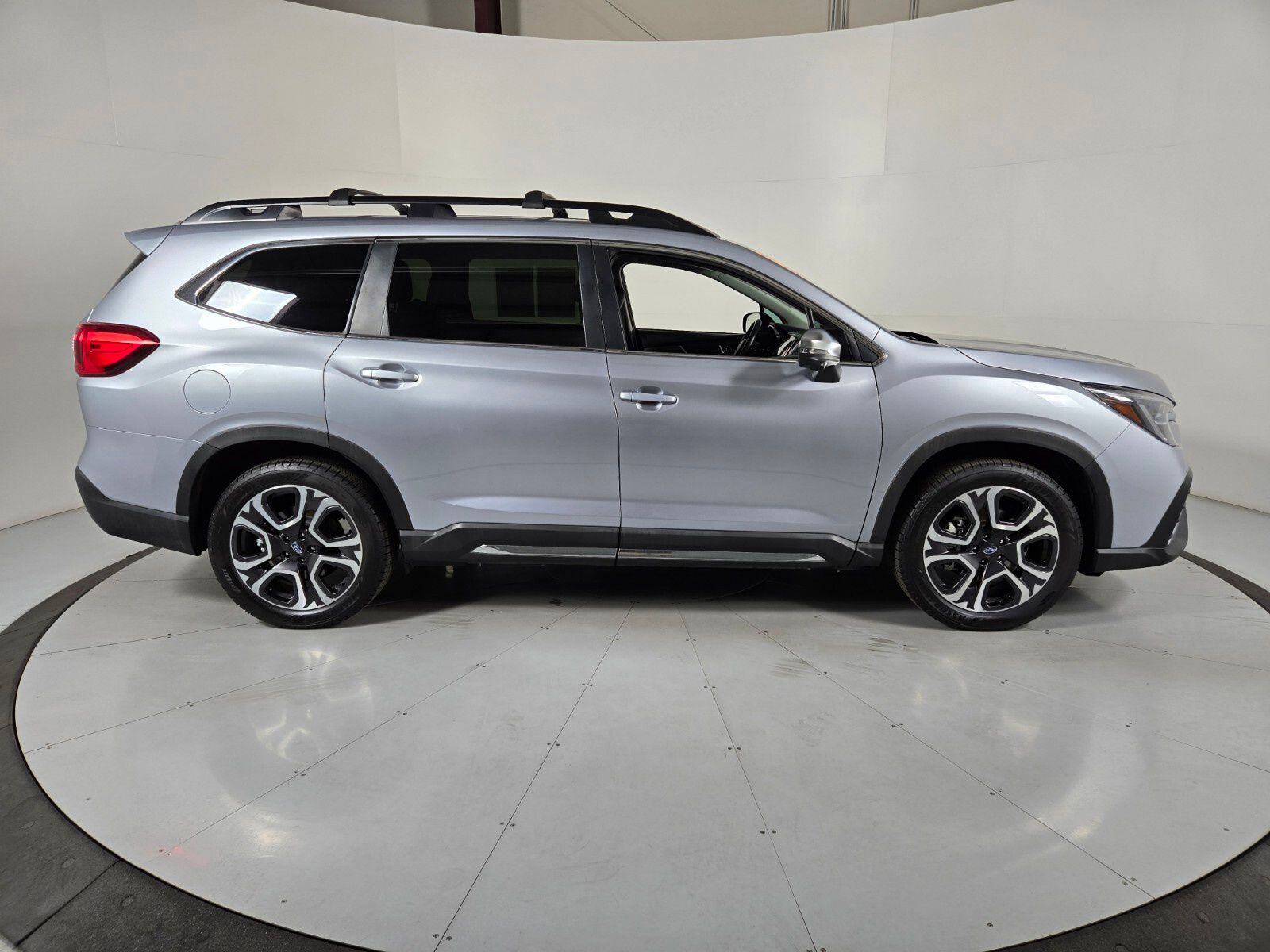 2023 Subaru Ascent Limited 3