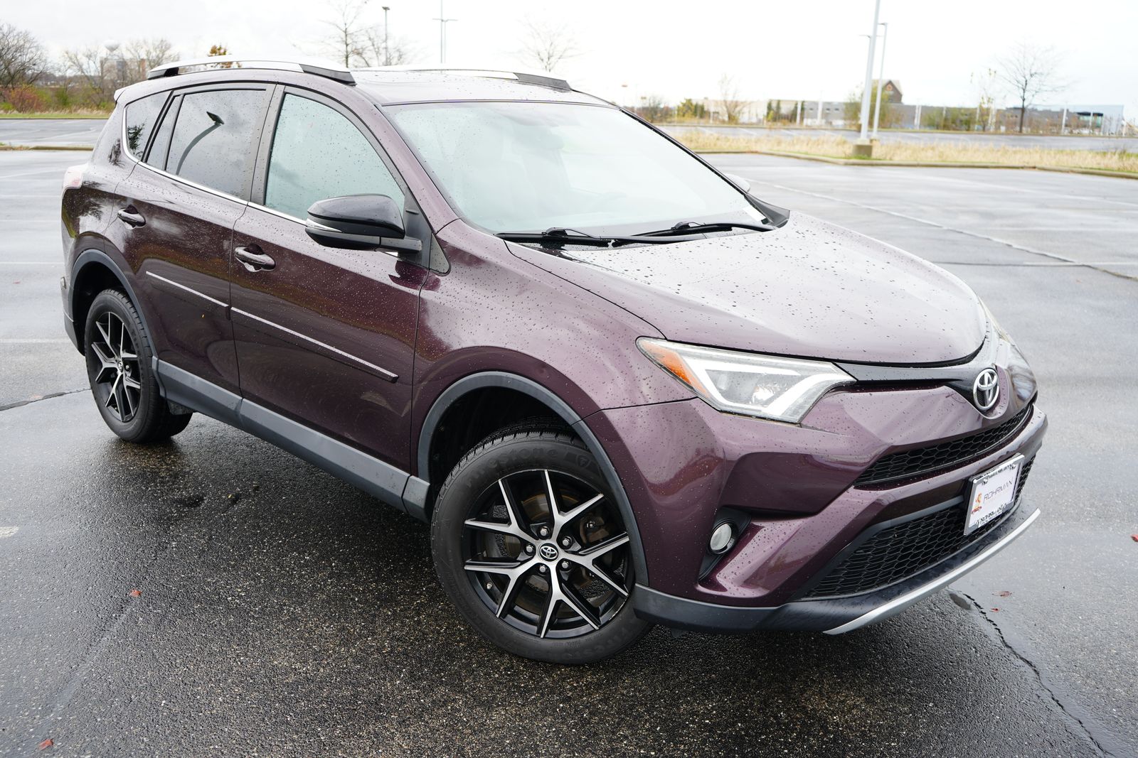 2016 Toyota RAV4 SE 2