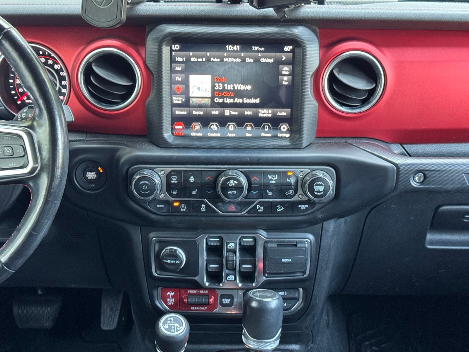 Used 2020 Granite Crystal Clearcoat Metallic Jeep Unlimited Rubicon image 25