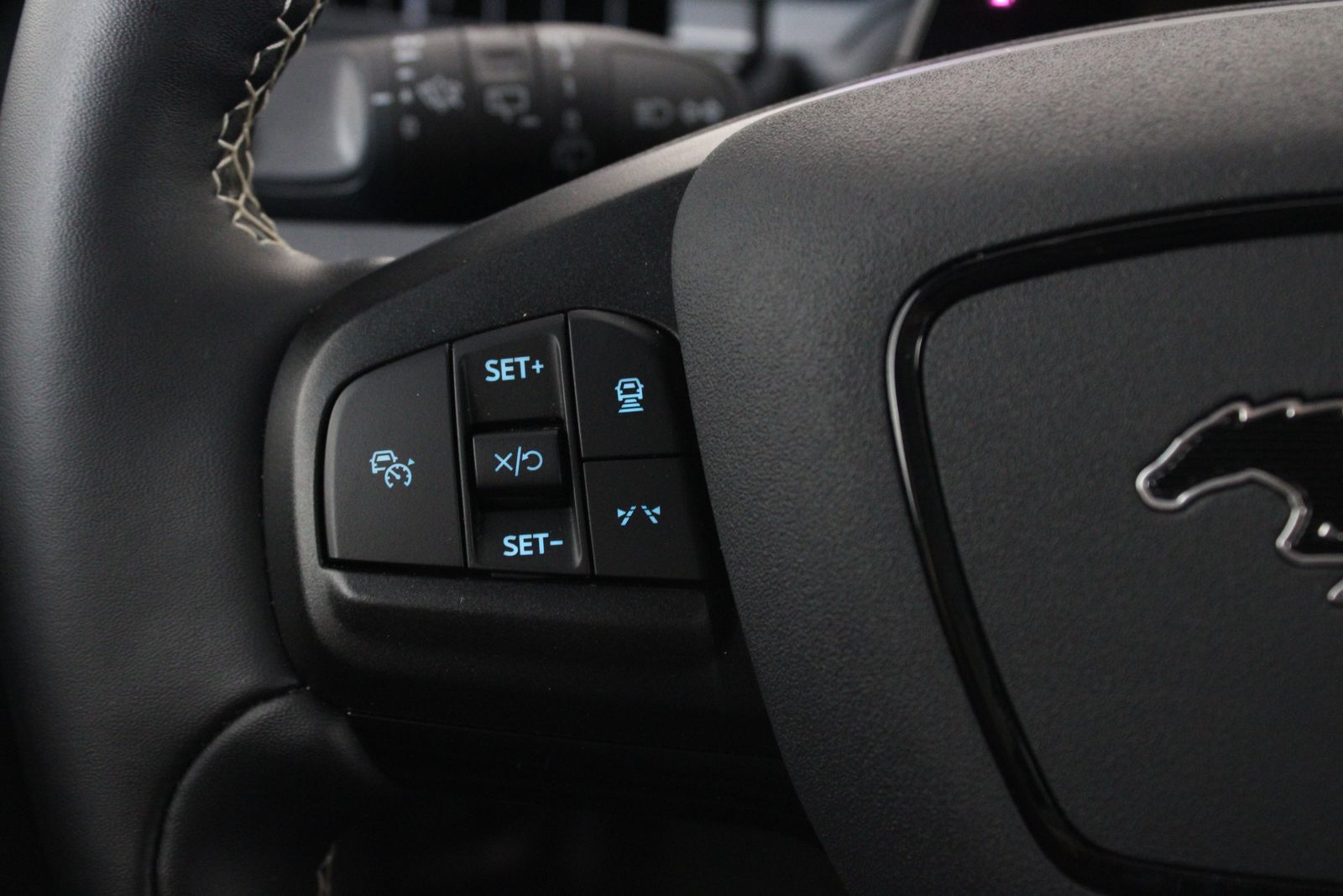 Used 2025 Green Ford GT image 29