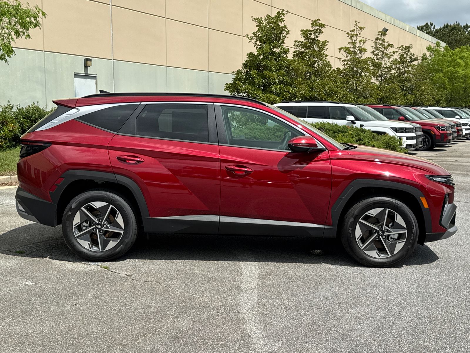 2025 Hyundai Tucson Hybrid SEL Convenience photo 4
