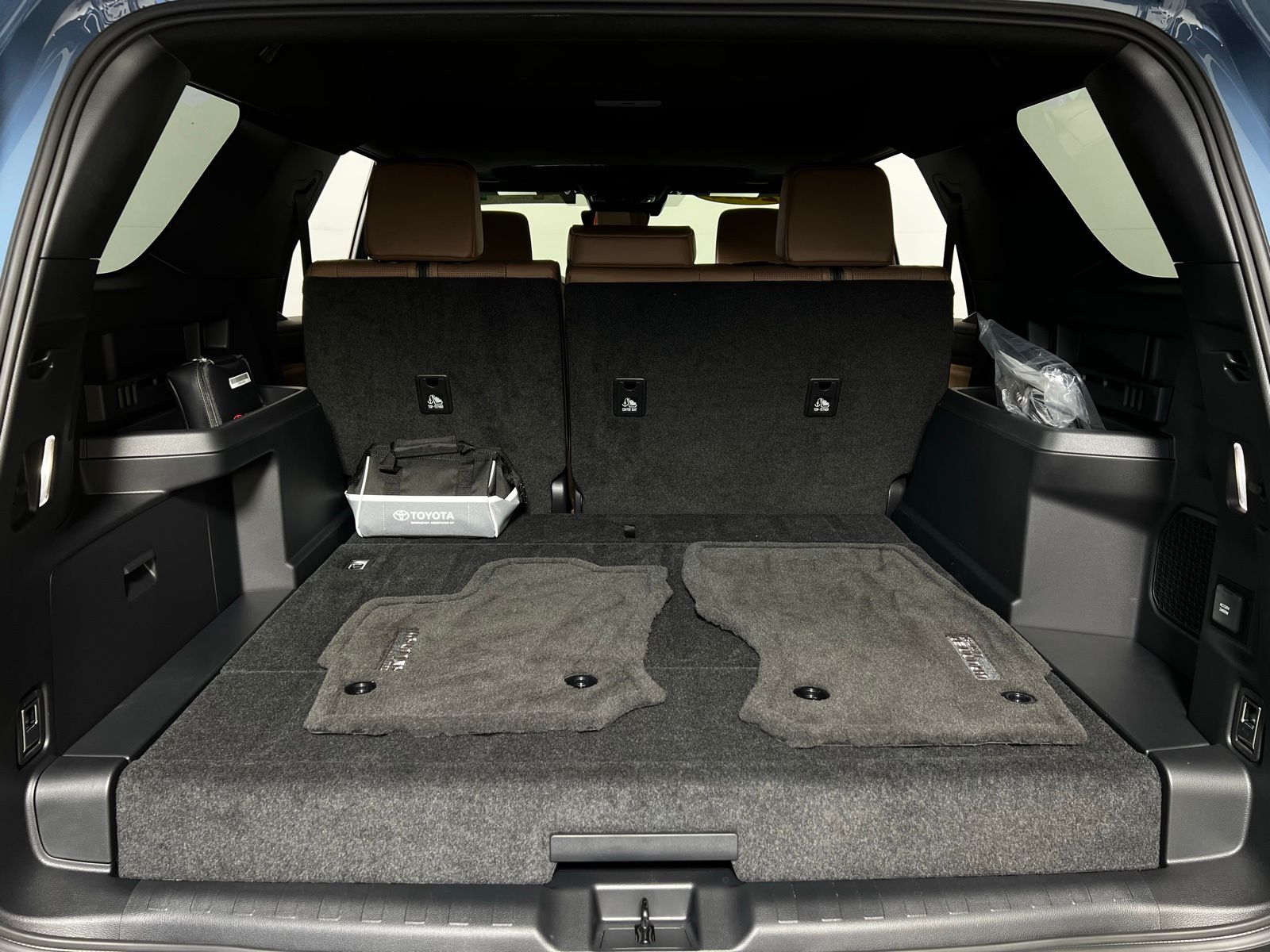 Thumbnail: 2025 Toyota 4Runner - 29