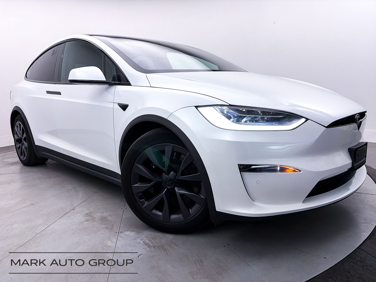 2022 Tesla Model X Plaid