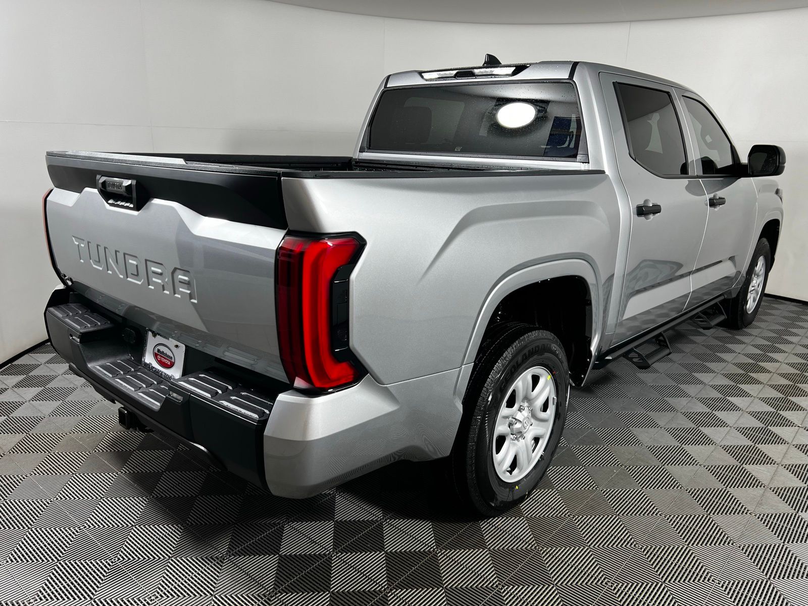 2025 Toyota Tundra SR 10