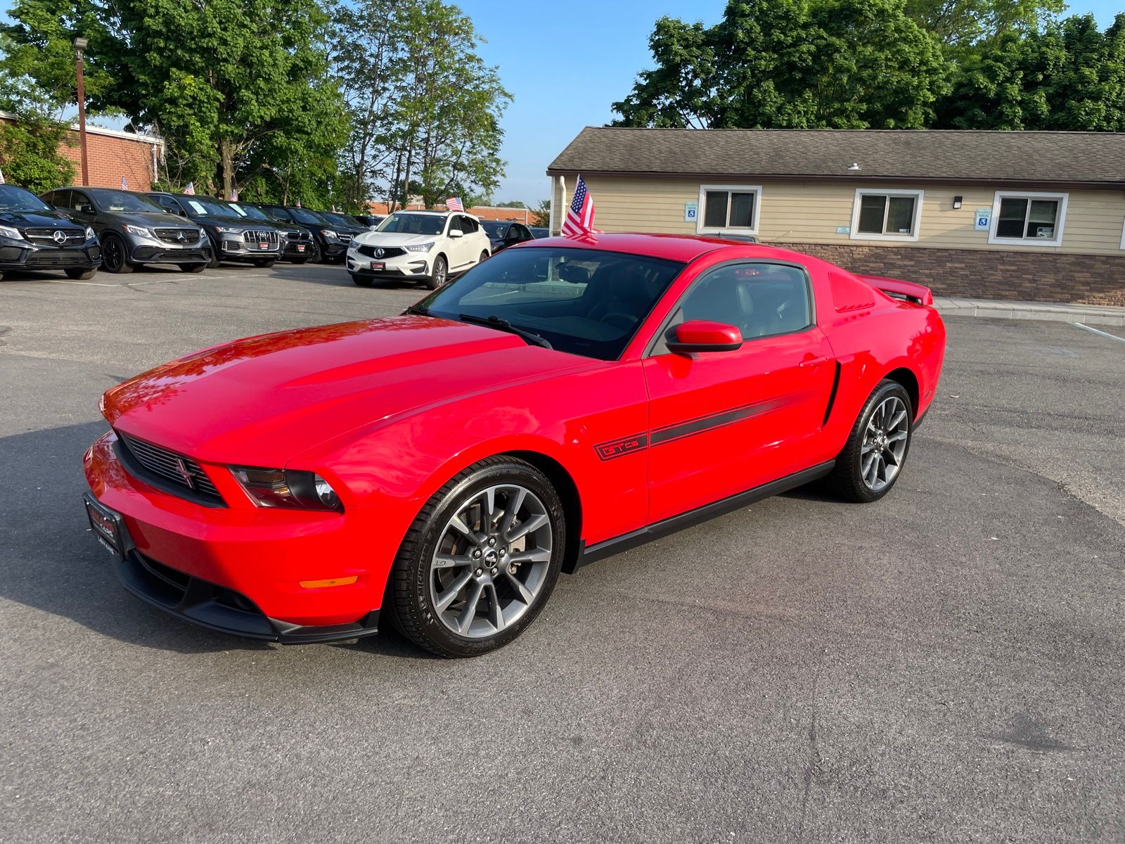 2011 Ford Mustang GT Premium's photo