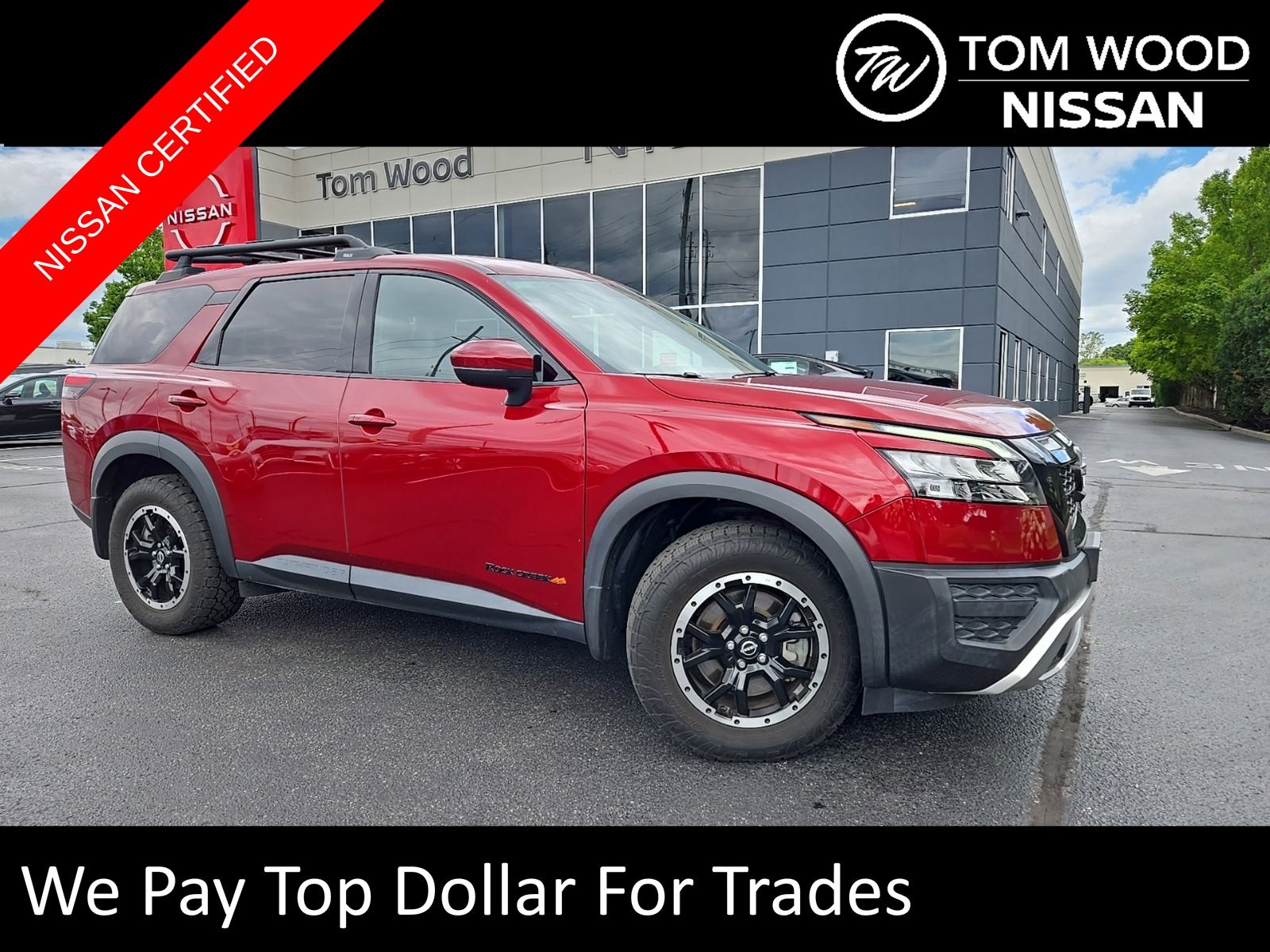 Red (Scarlet Ember Tintcoat/Super Black) 2023 Nissan Pathfinder SUV / Crossover All-Wheel Drive 9-Speed Automatic