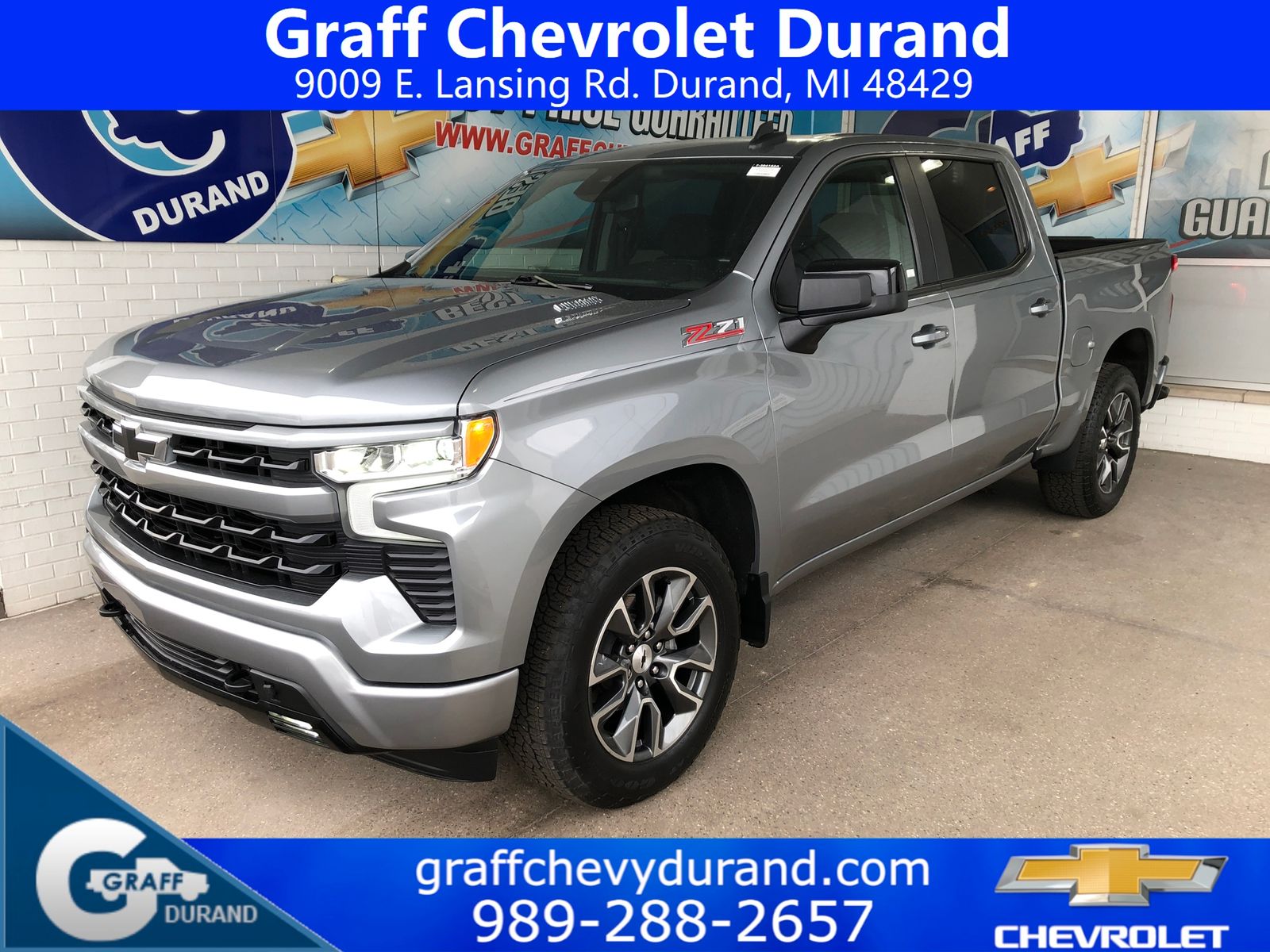 Sterling Gray Metallic 2023 Chevrolet Silverado 1500 RST Crew Cab 4WD Pickup Truck Four-Wheel Drive Automatic