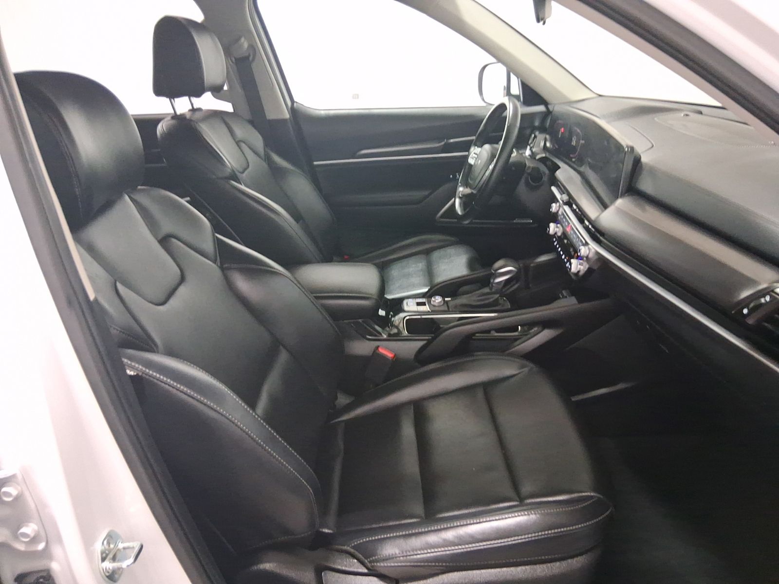 Used Car 2025 Kia Telluride  Lx For Sale Under $35,000 In Austin, Texas