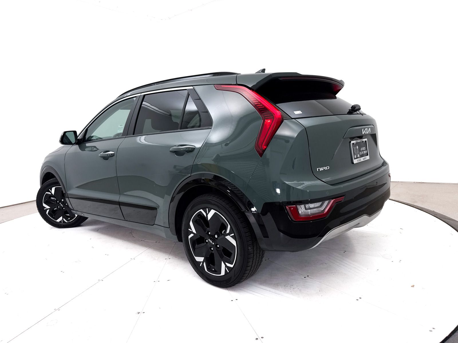 Used 2024 Kia Niro Wave with VIN KNDCT3L17R5087048 for sale in Scottsdale, AZ