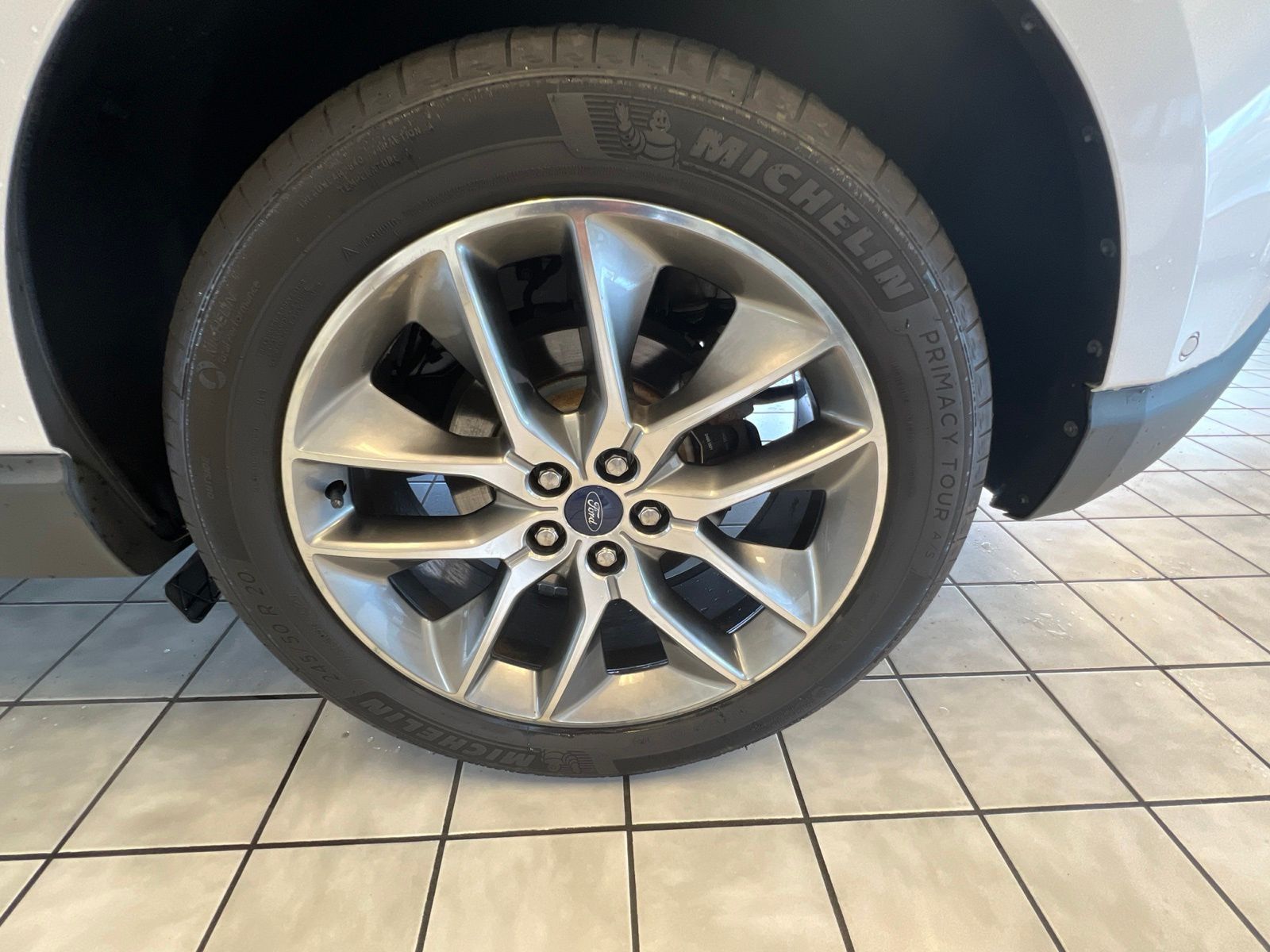 Certified Used 2017 White Platinum Clearcoat Metallic Ford Titanium image 30