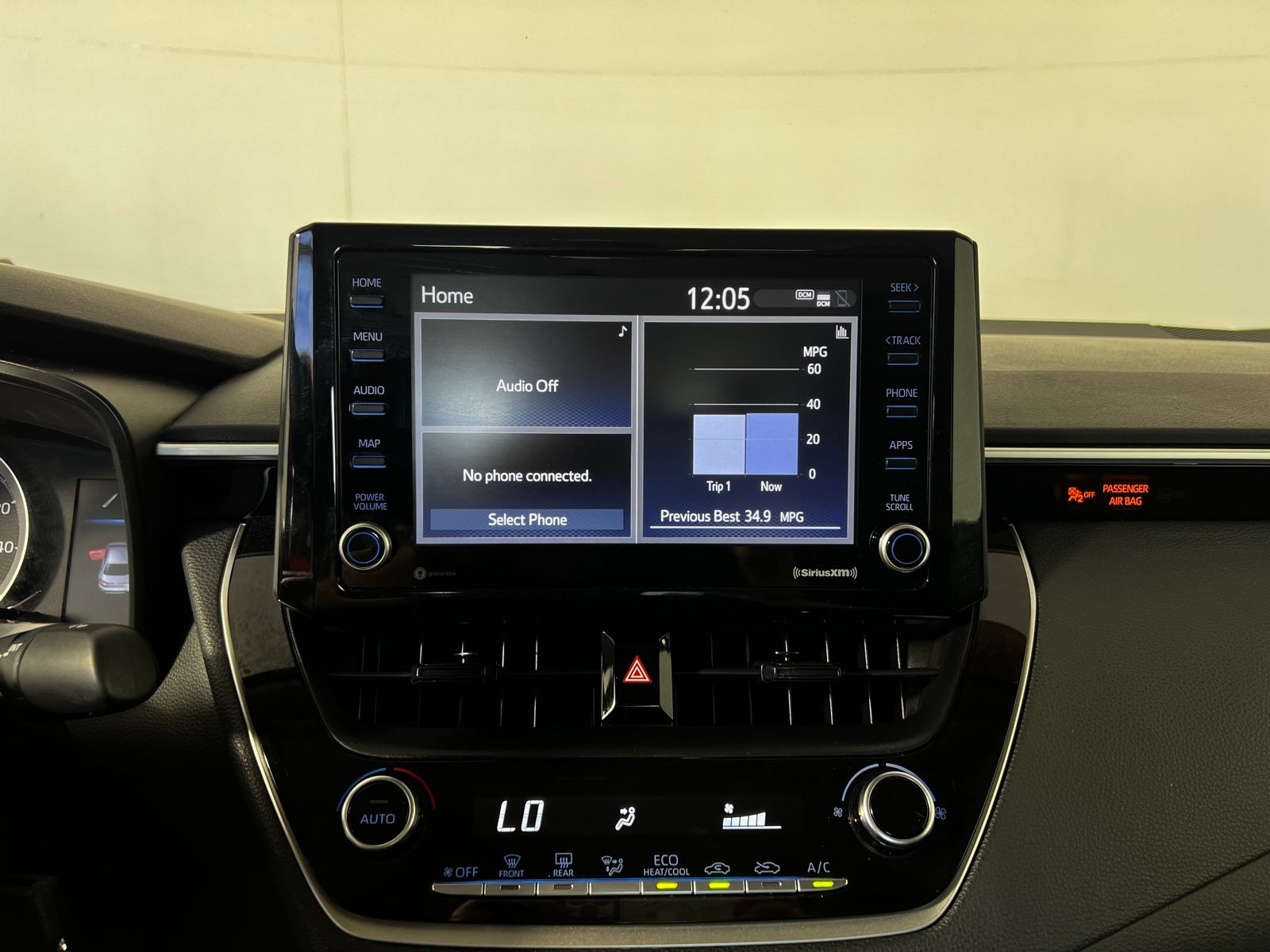 Thumbnail: 2020 Toyota Corolla - 17