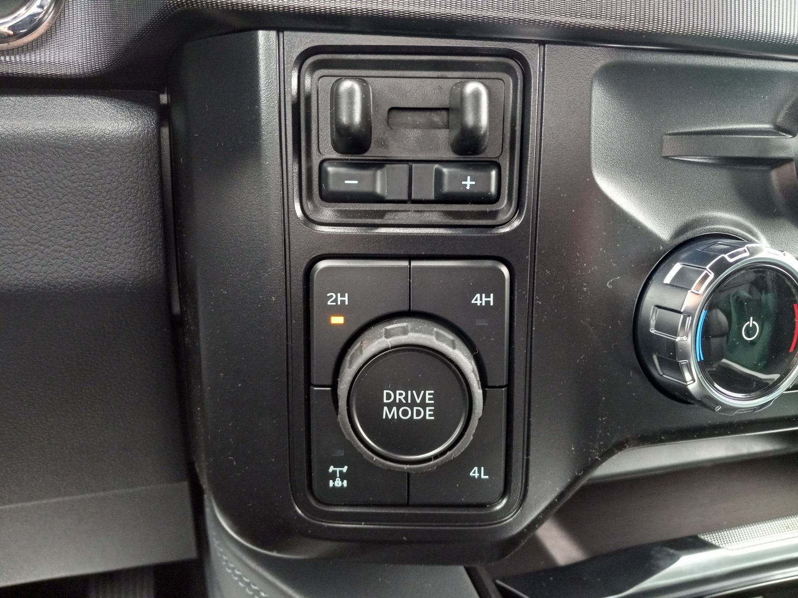 2026 Ford F-250SD image 22