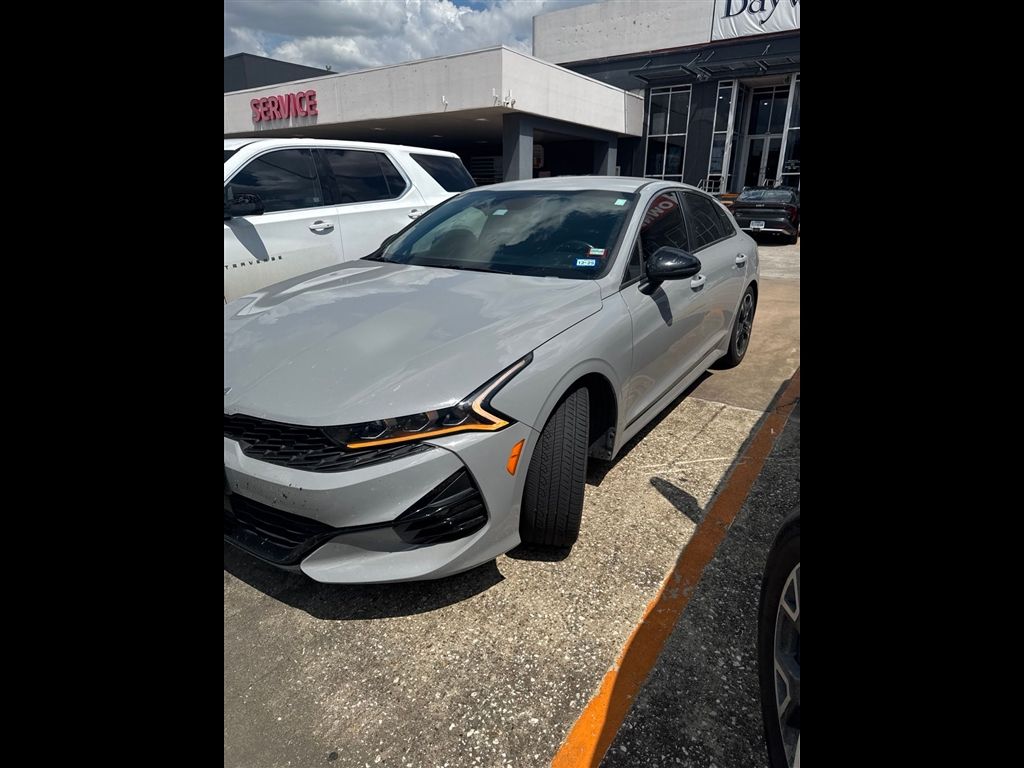 Wolf Gray 2024 Kia K5 Sedan Front-Wheel Drive 8-Speed Automatic
