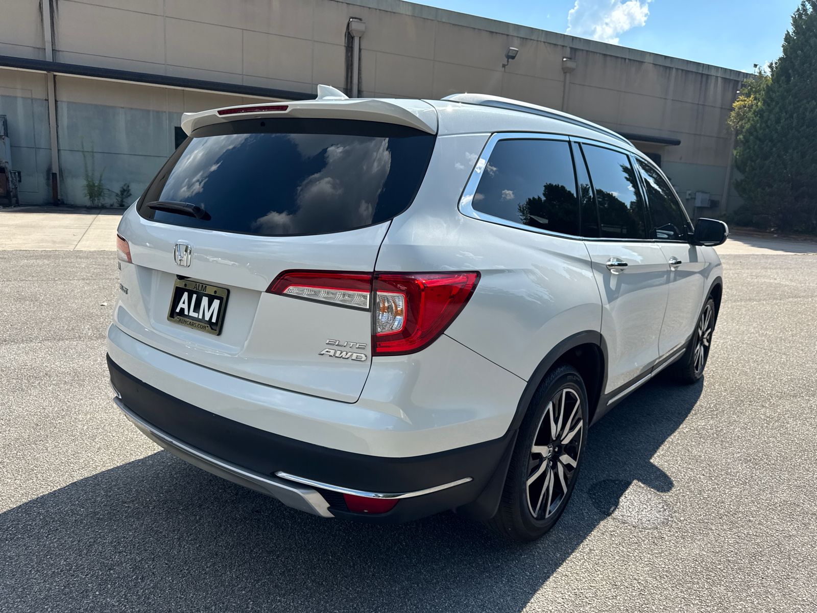 2022 Honda Pilot Elite photo 5