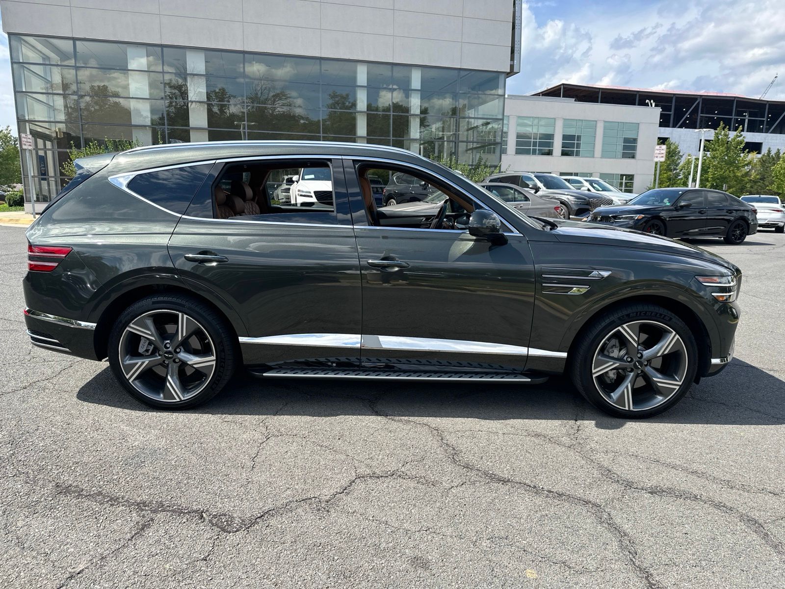 Used 2025 Green Genesis 3.5T Prestige image 8