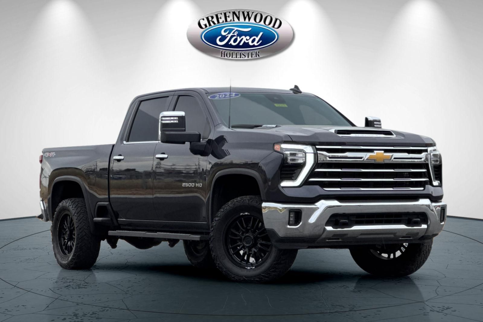 Dark Ash Metallic 2024 Chevrolet Silverado 2500HD LTZ Crew Cab 4WD Pickup Truck Four-Wheel Drive Automatic