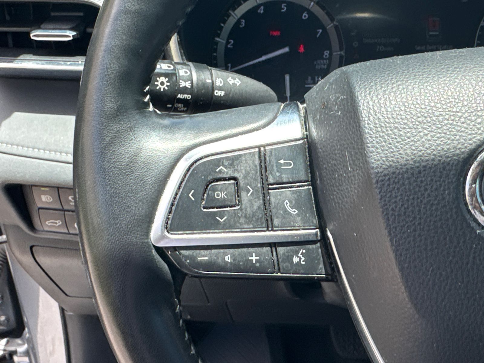 Used 2021  Toyota Platinum image 26