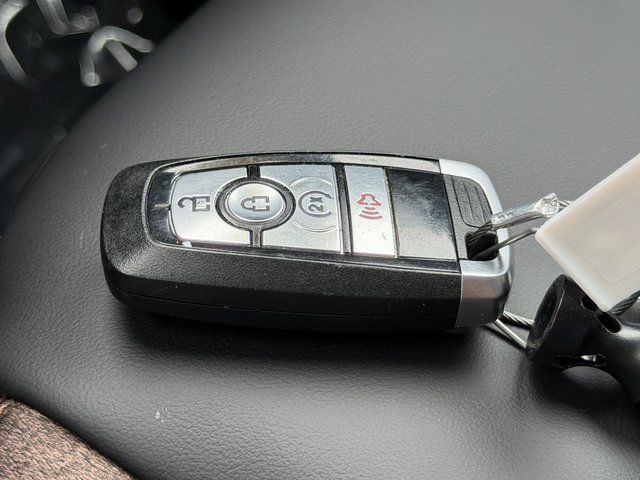 Certified Used 2025 Azure Gray Metallic Ford Outer Banks image 41
