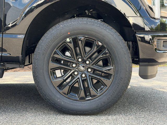 New 2026 Agate Black Metallic Ford Lariat image 4