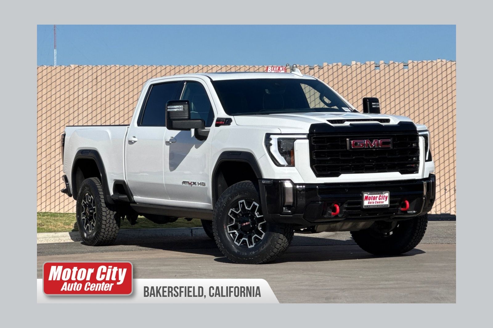 Summit White 2024 GMC Sierra 2500HD Pickup Truck Four-Wheel Drive Automatic