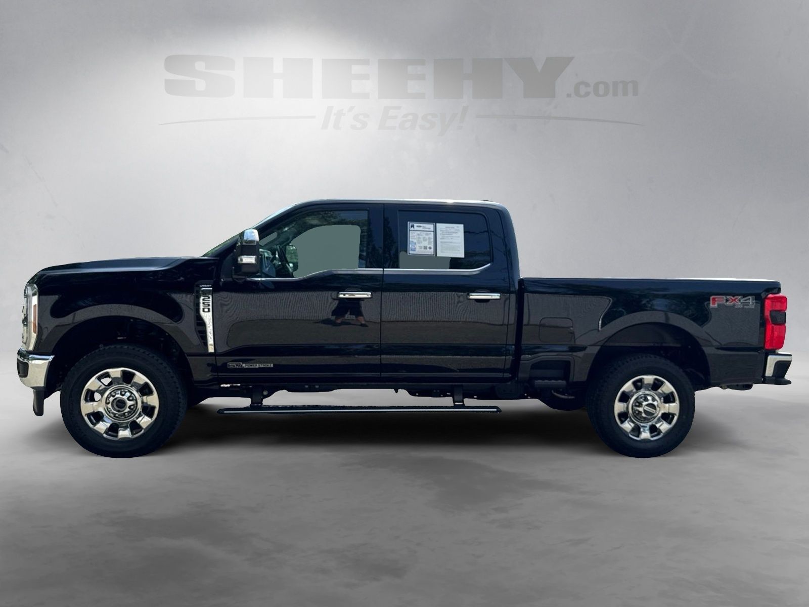 Certified Used 2025 Agate Black Metallic Ford Lariat image 15