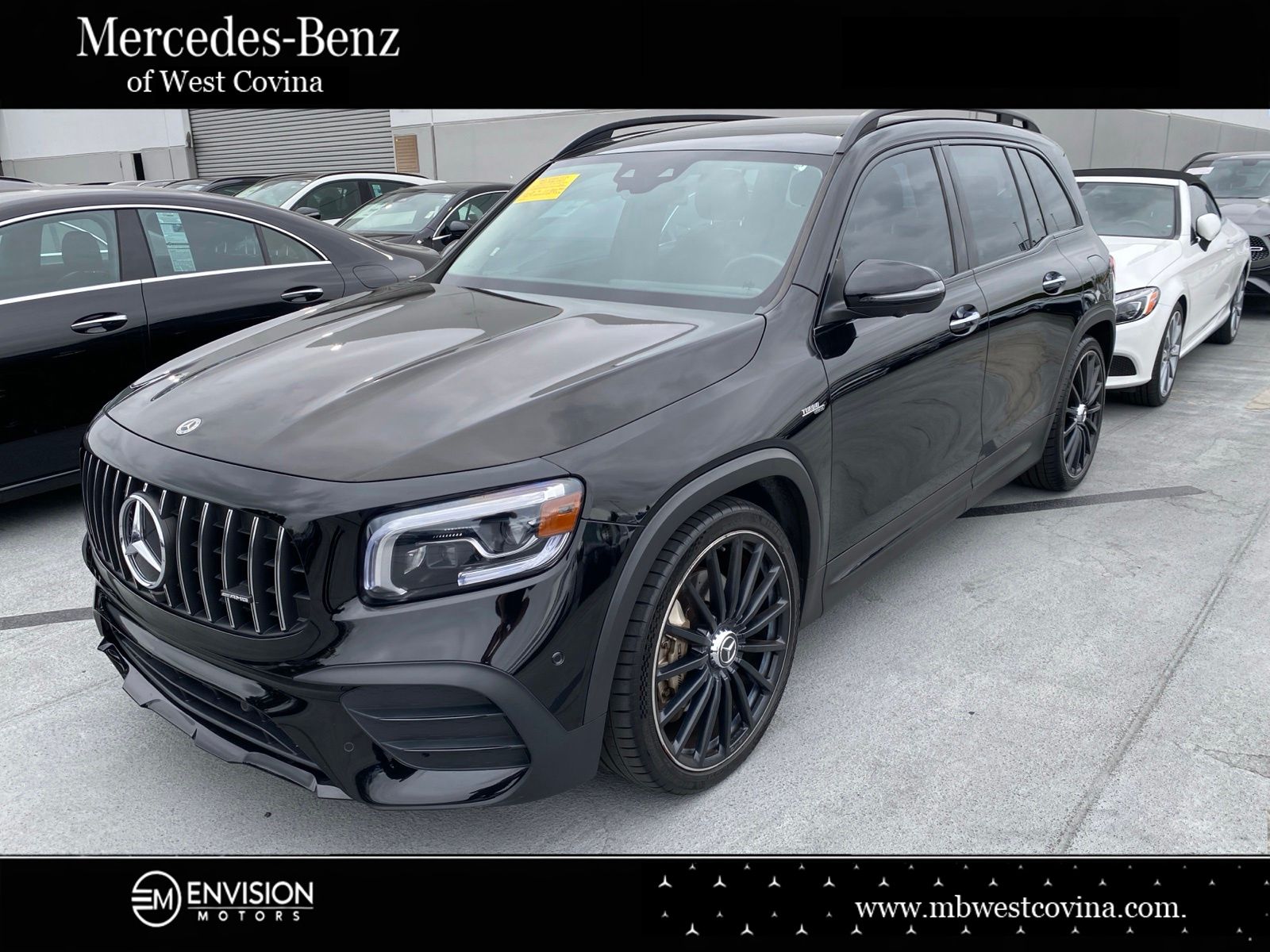 Night Black 2022 Mercedes-Benz GLB SUV / Crossover All-Wheel Drive 8-Speed Automatic