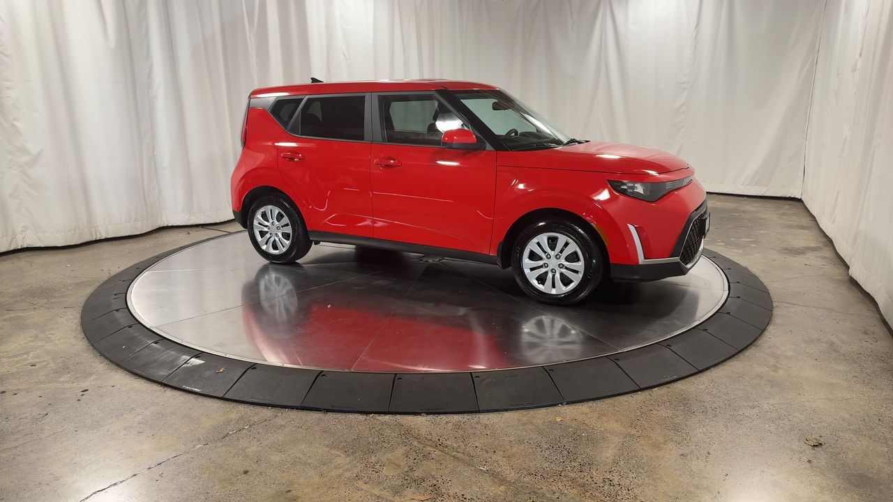 2023 Kia Soul LX photo 4