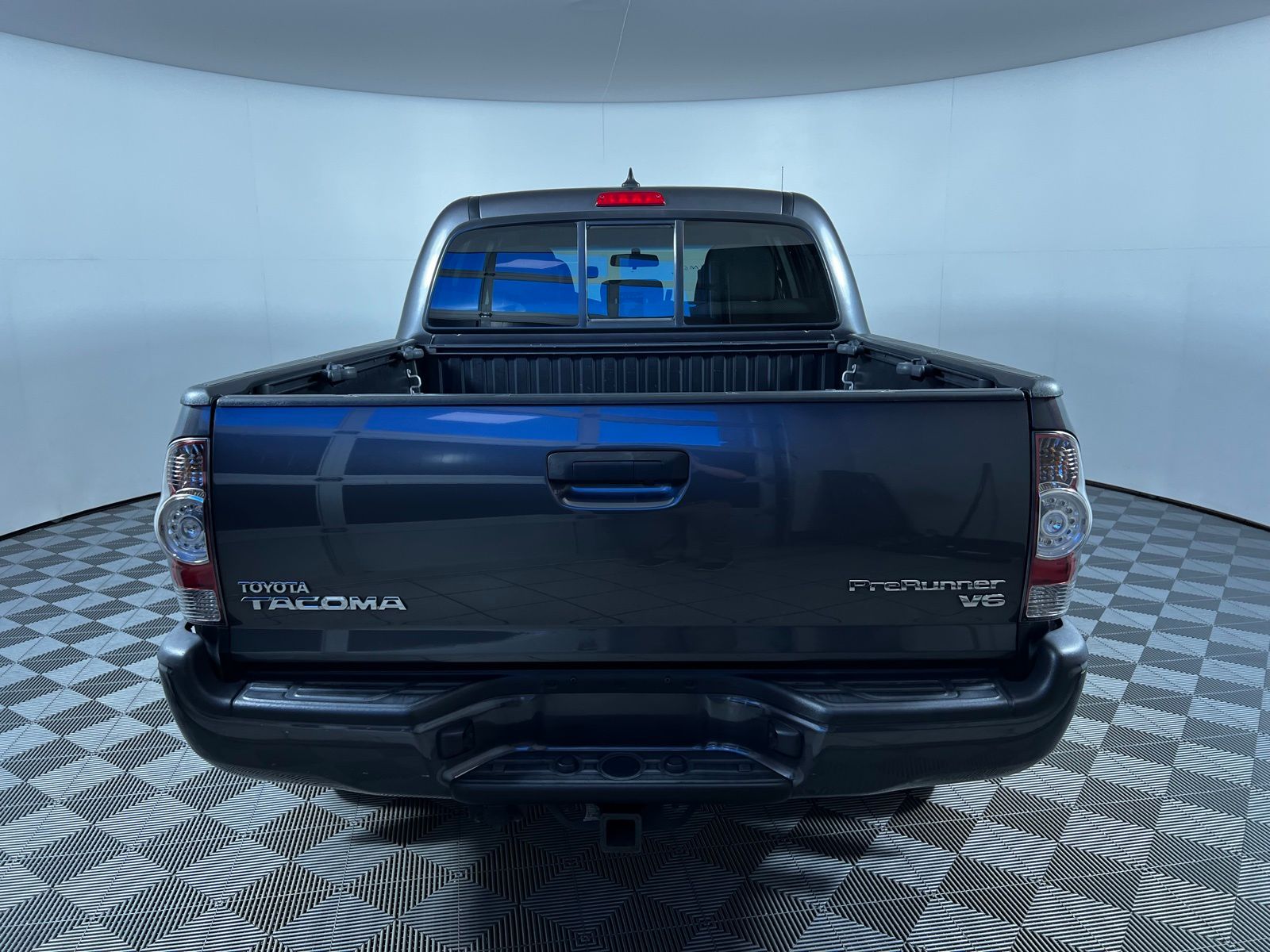 Thumbnail: 2015 Toyota Tacoma - 5