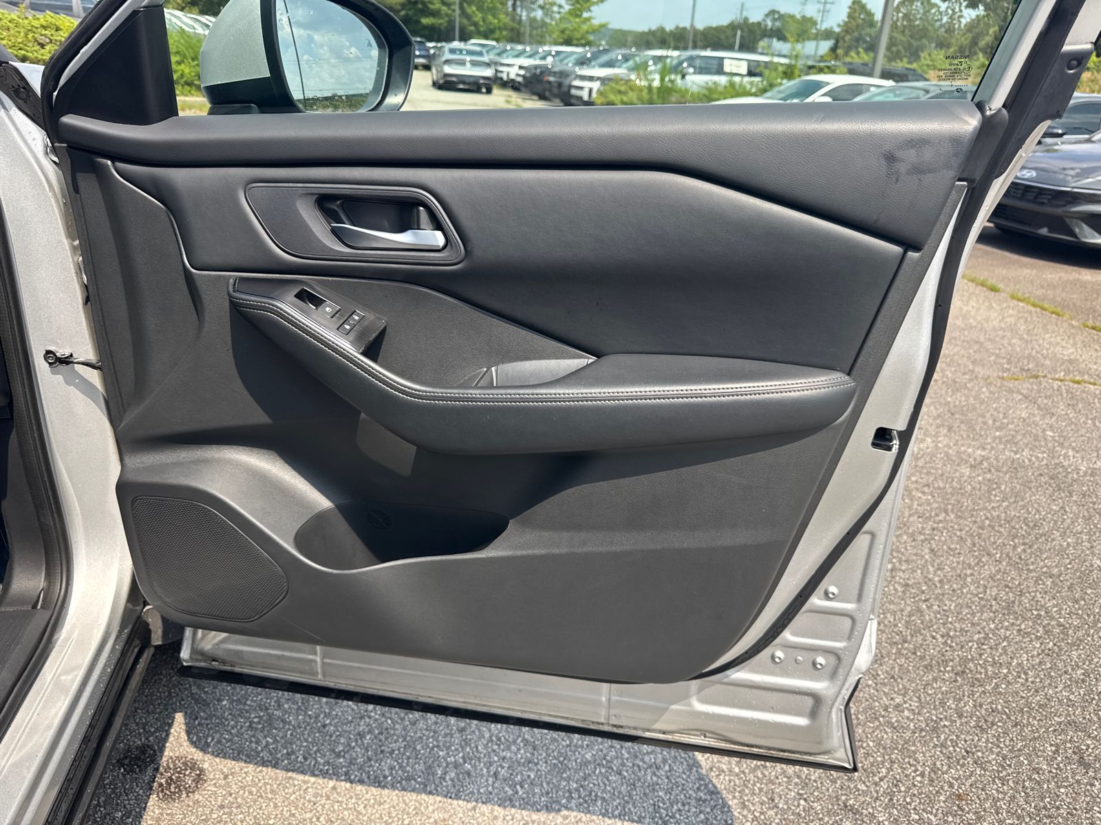 Used 2025 Brilliant Silver Metallic Nissan SV image 14