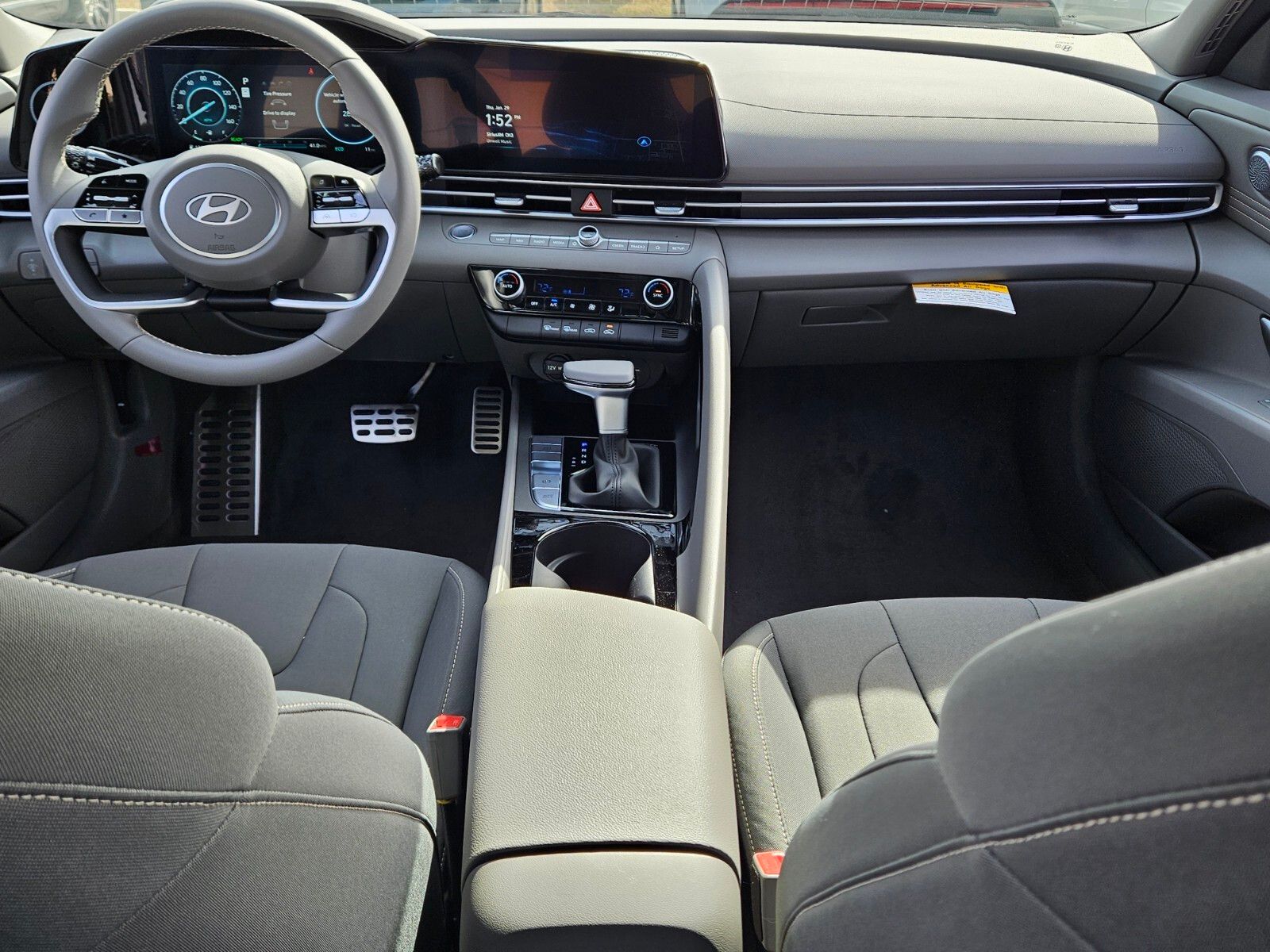 New 2026 Silver HYUNDAI SEL Sport image 8