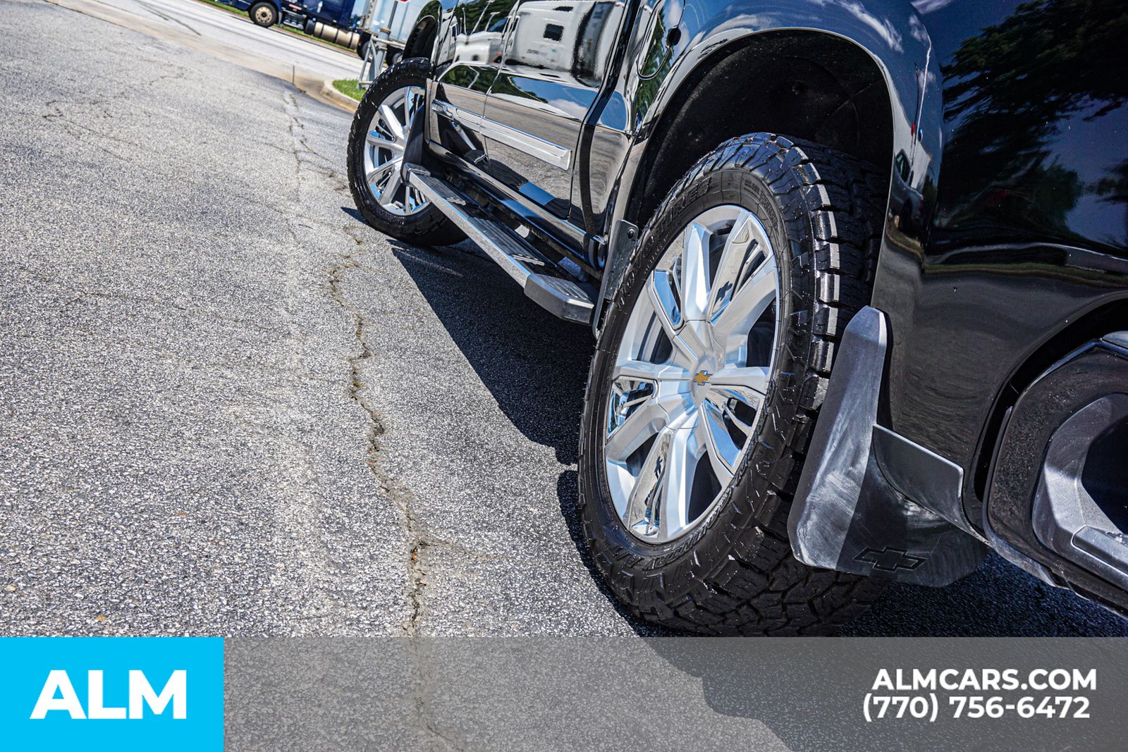 Used 2023 Black Chevrolet High Country image 13