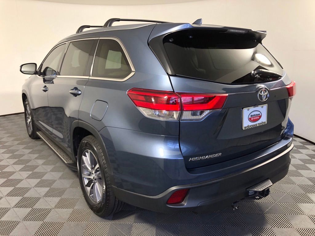 2019 Toyota Highlander XLE 7