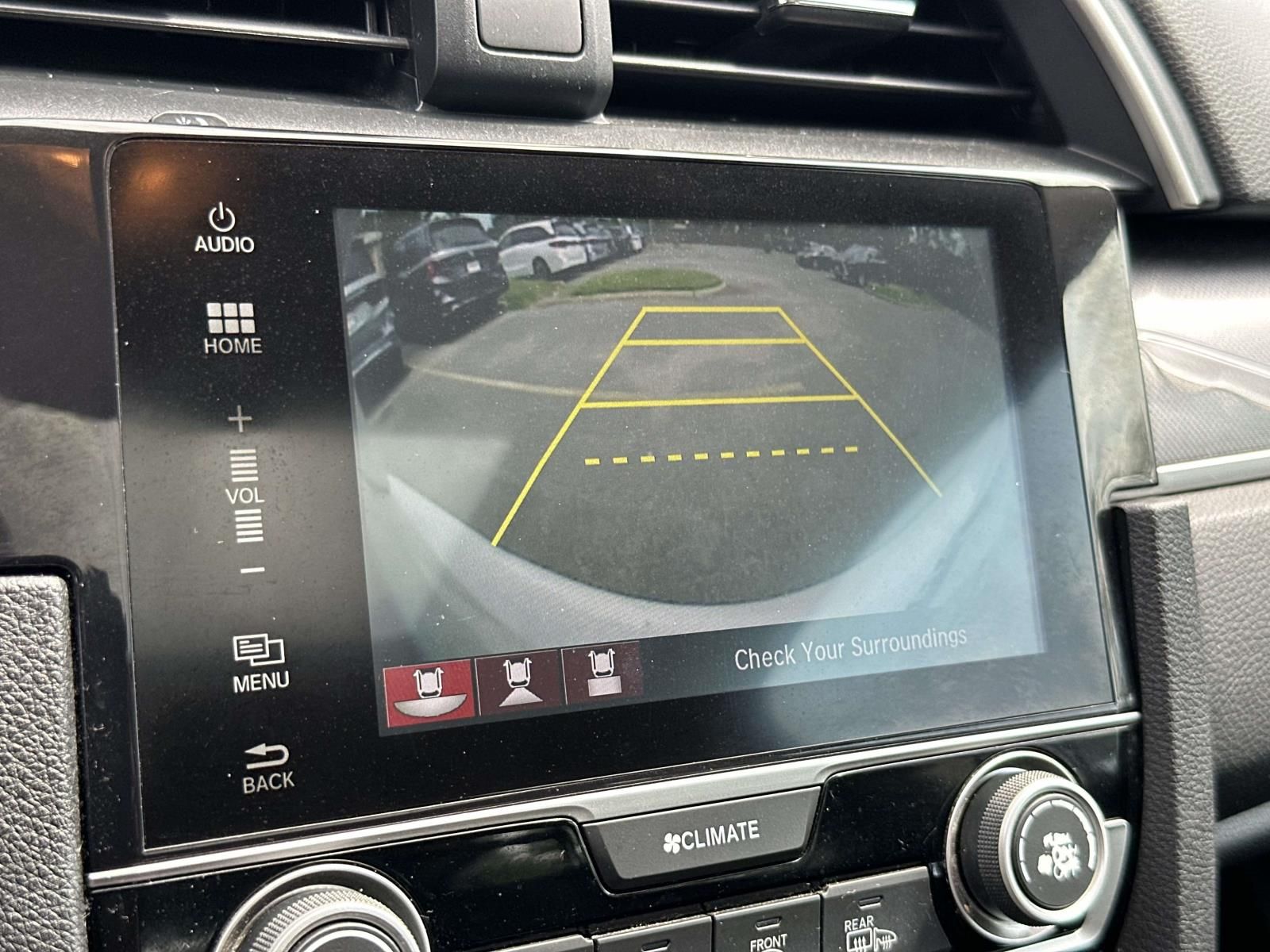 Used 2017  Honda EX image 19