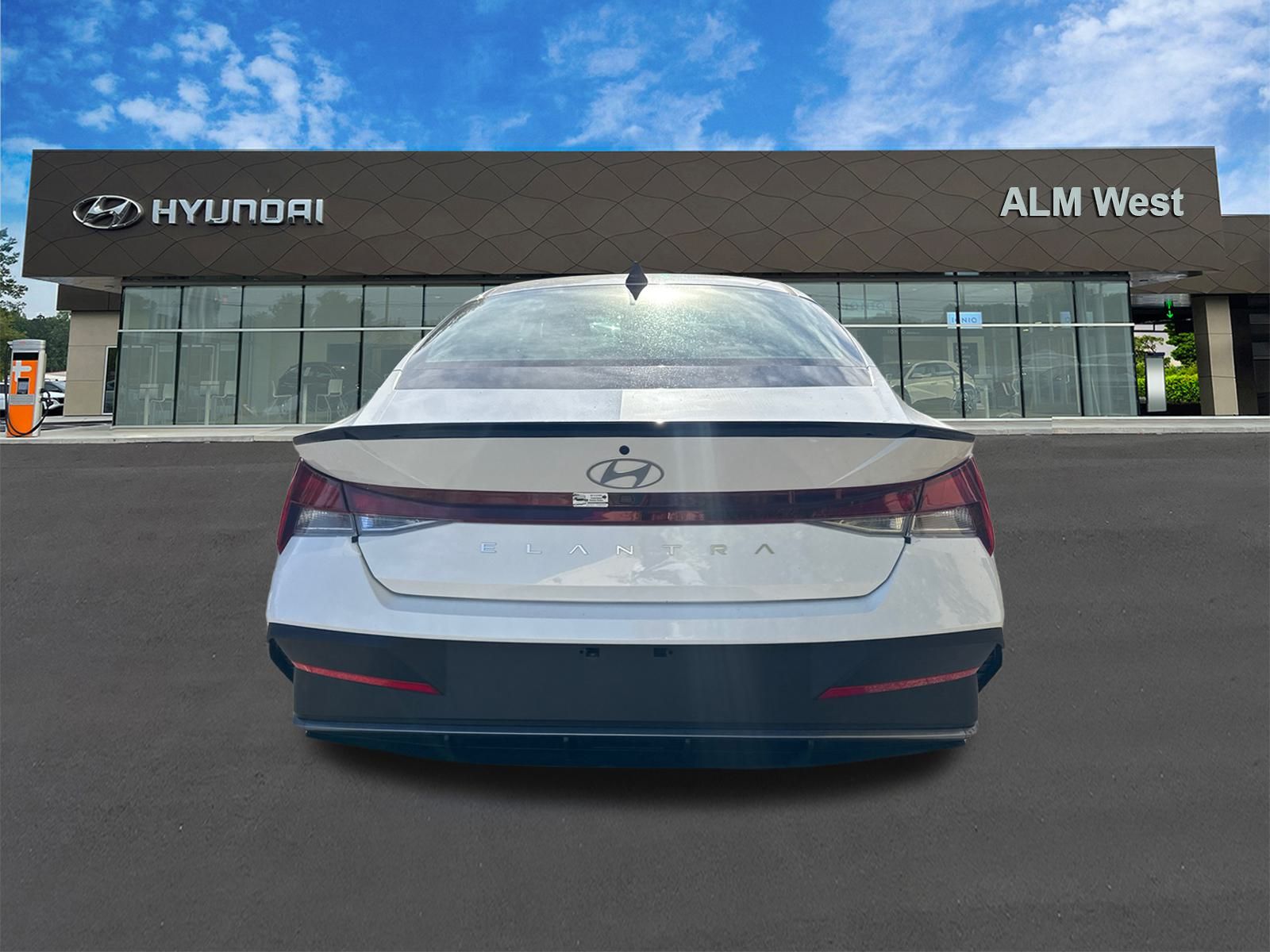 Used 2026 White Hyundai SEL Sport image 6