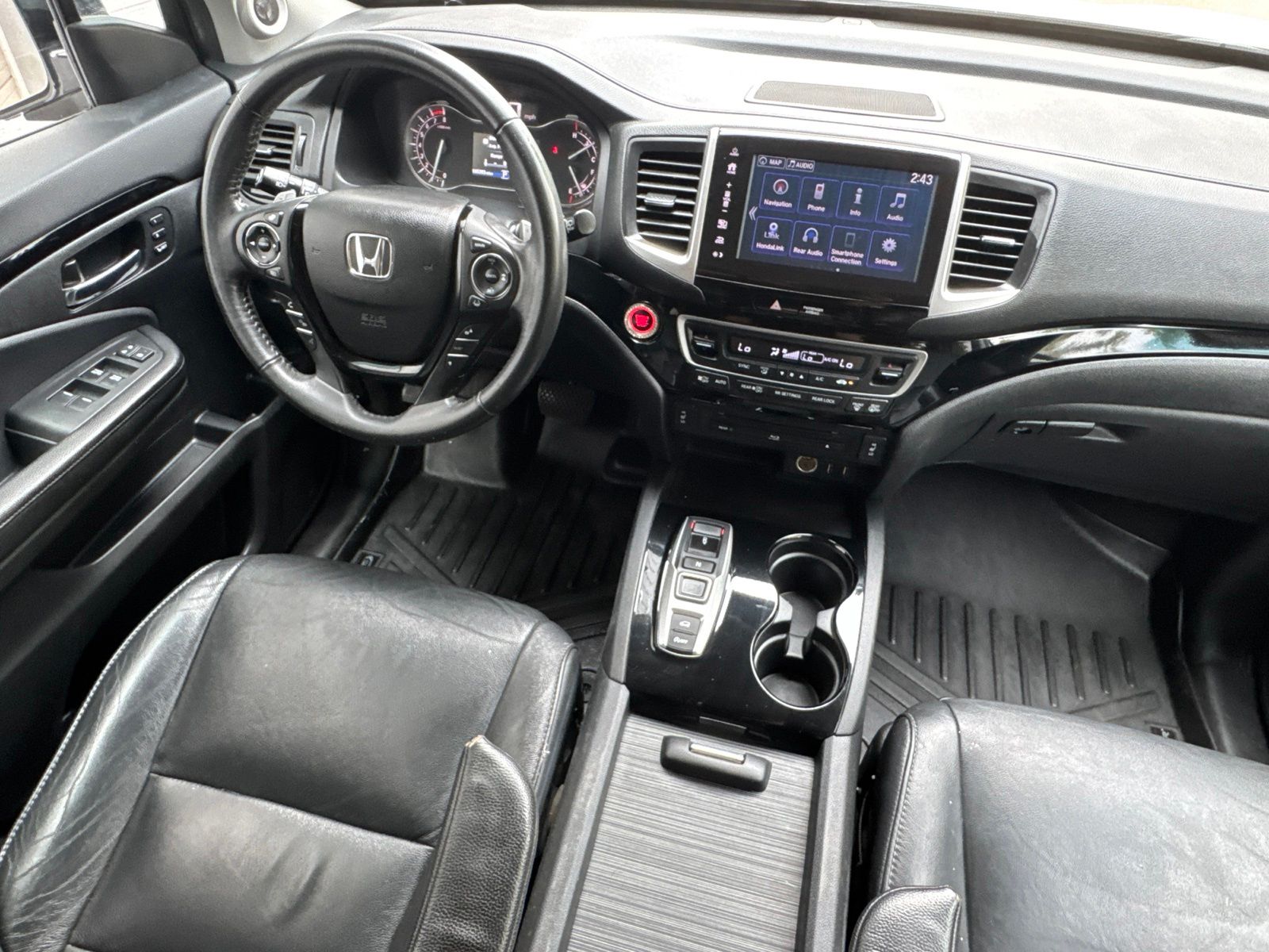 Used 2017 White Diamond Pearl Honda Touring image 33