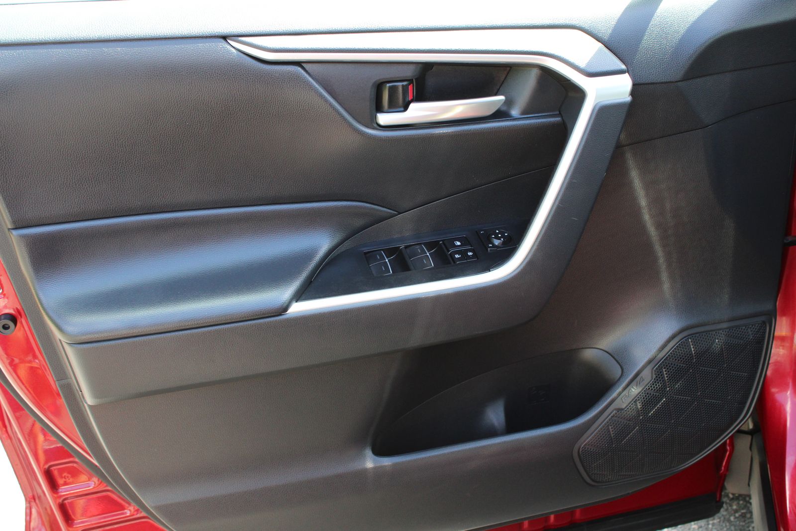 Used 2025 Red Toyota XLE image 23