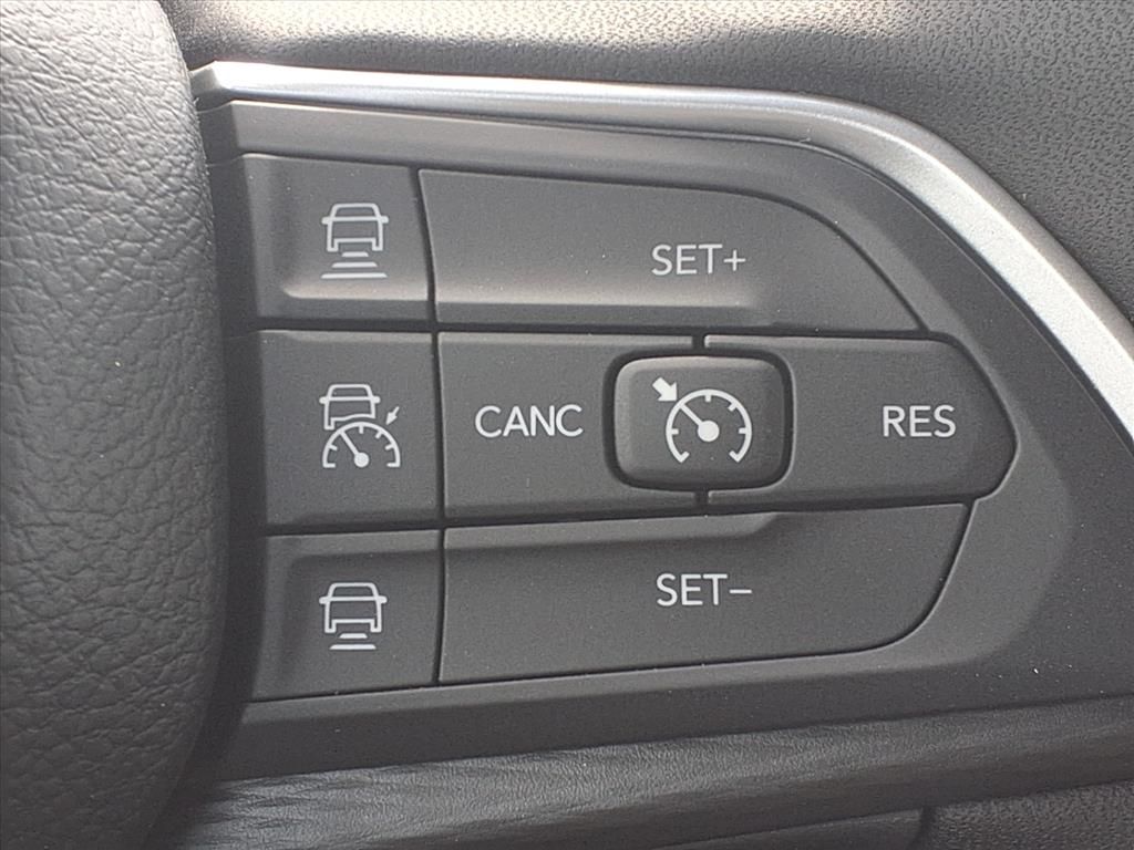 2025 Jeep Grand Cherokee Laredo - 8