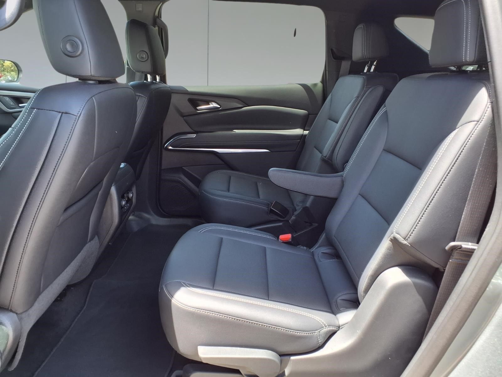 2025 Chevrolet Traverse LT Gray at Big Star Buick GMC