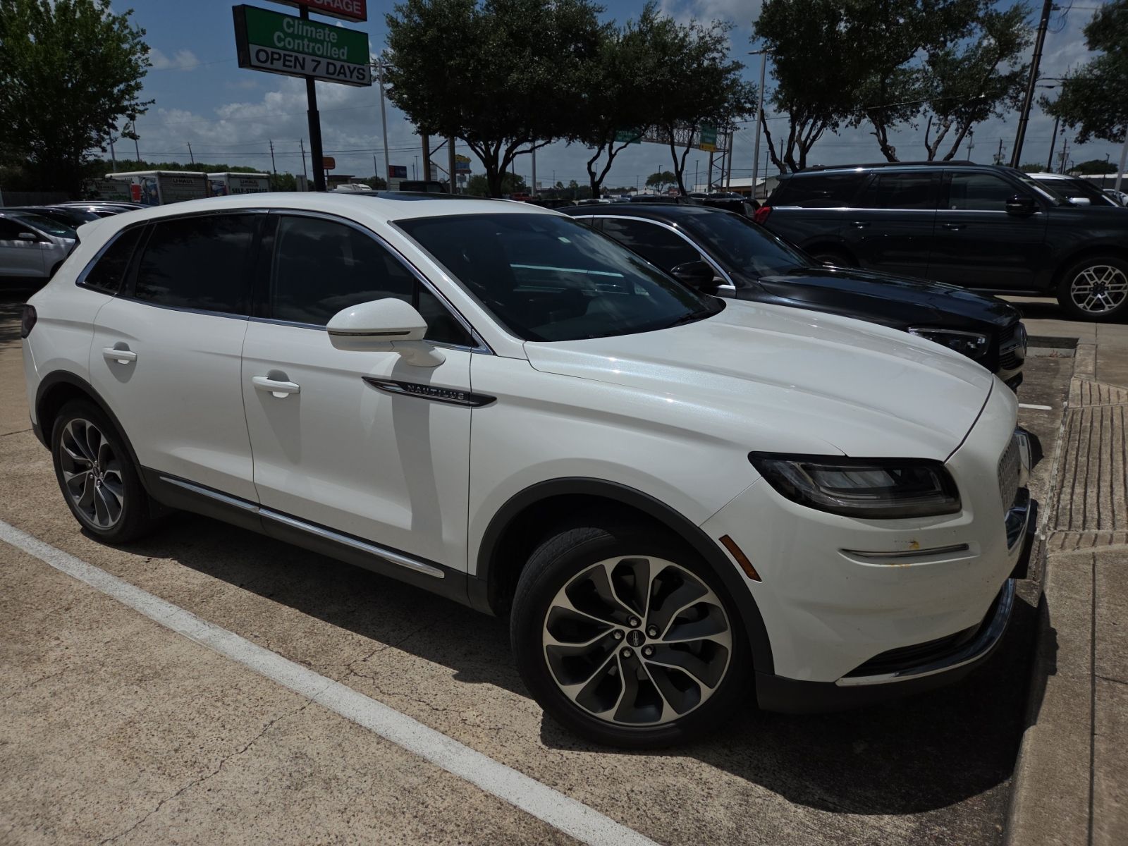 car-gallery-1