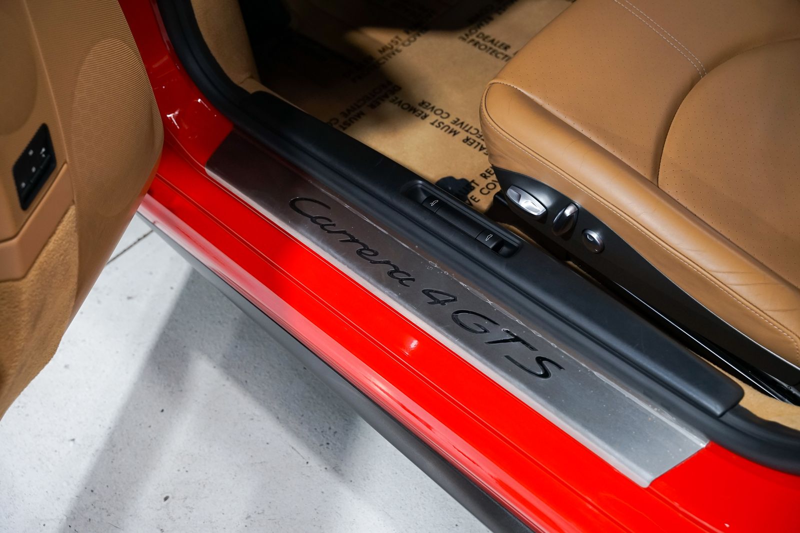2012 Porsche 911 Carrera 4 GTS — photo 25