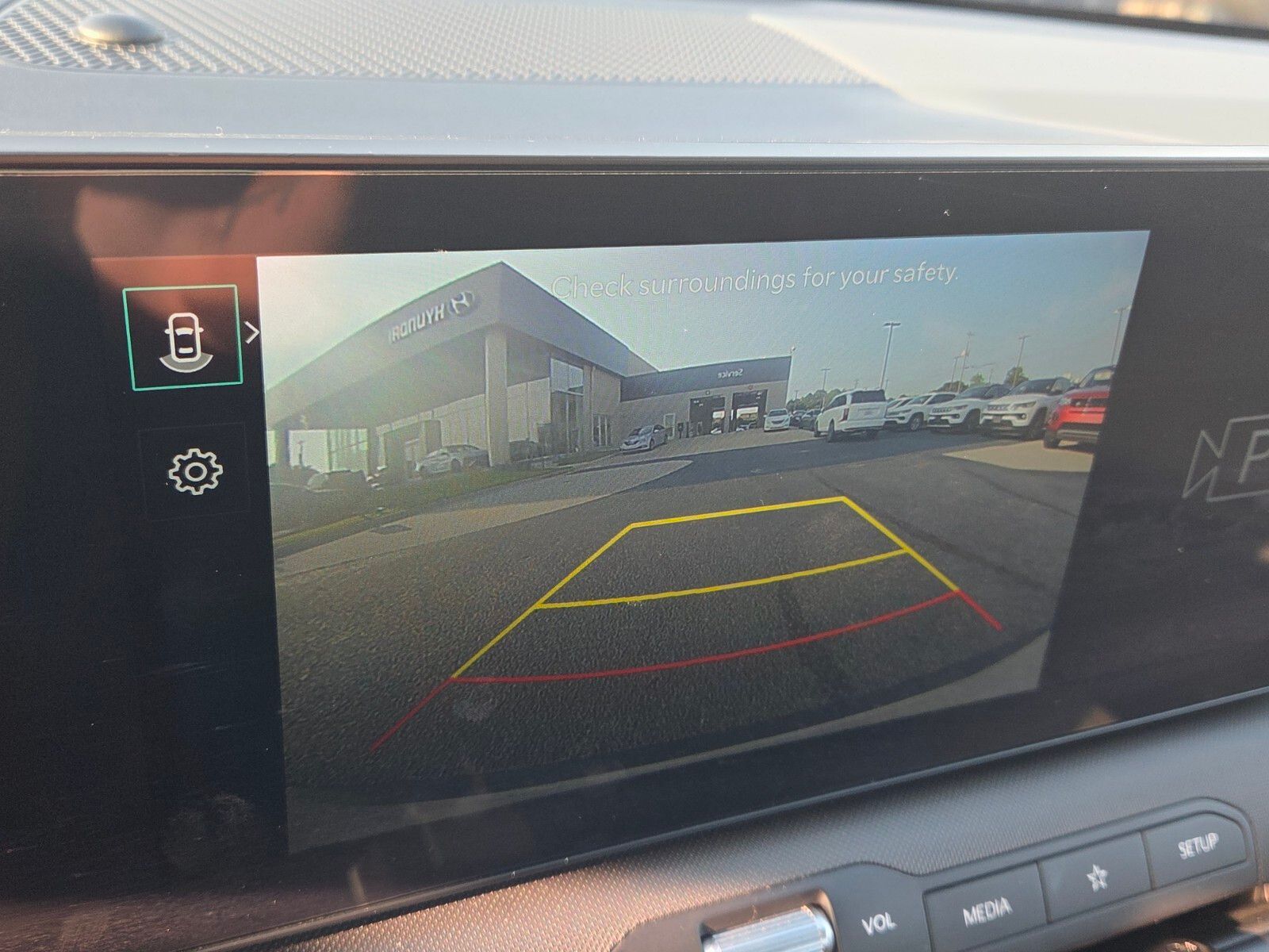 Used 2025 White Kia LXS image 20