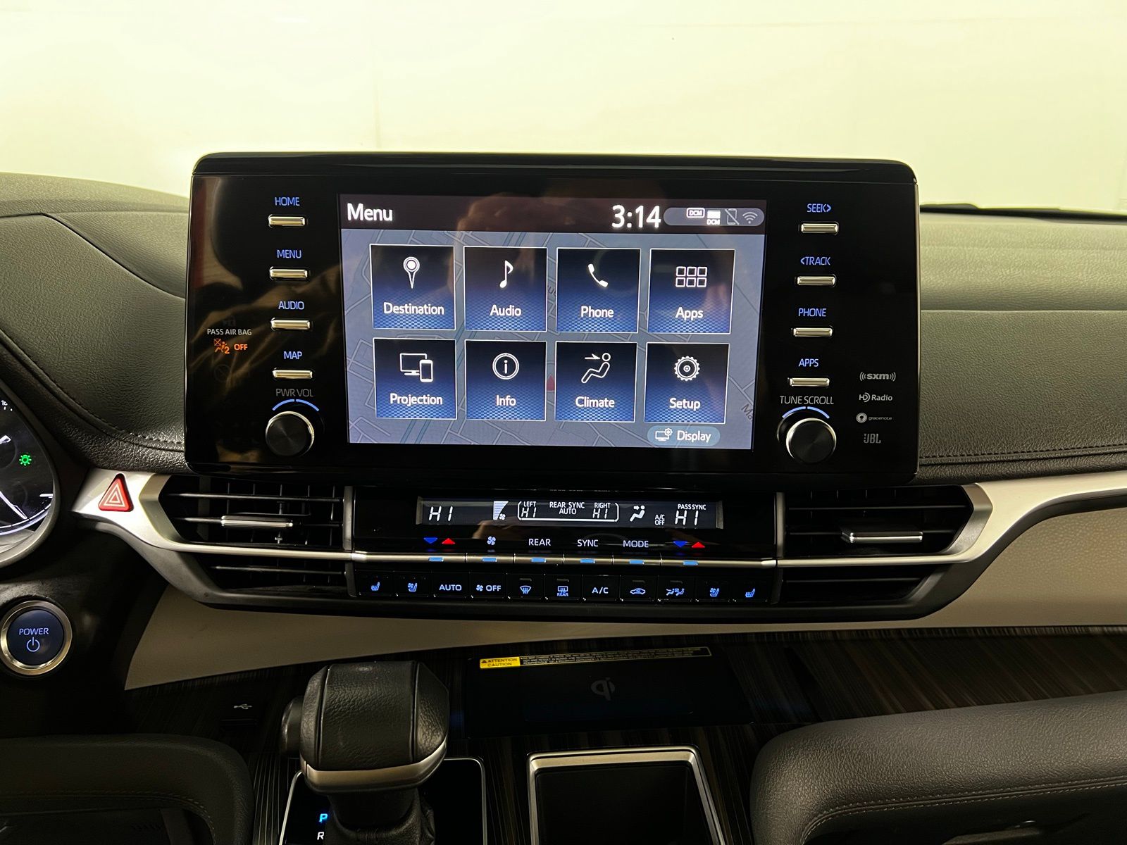 Thumbnail: 2023 Toyota Sienna - 19