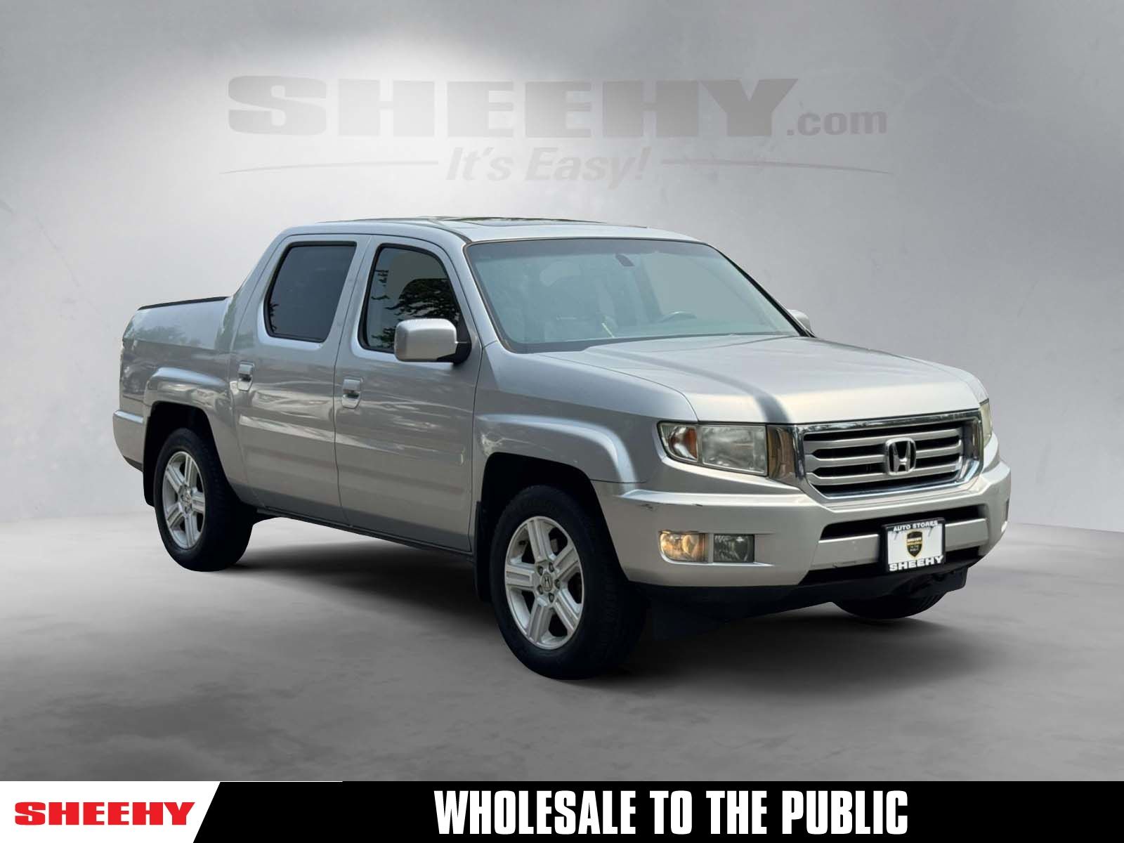 Alabaster Silver Metallic 2012 Honda Ridgeline Pickup Truck Four-Wheel Drive 5-Speed Automatic