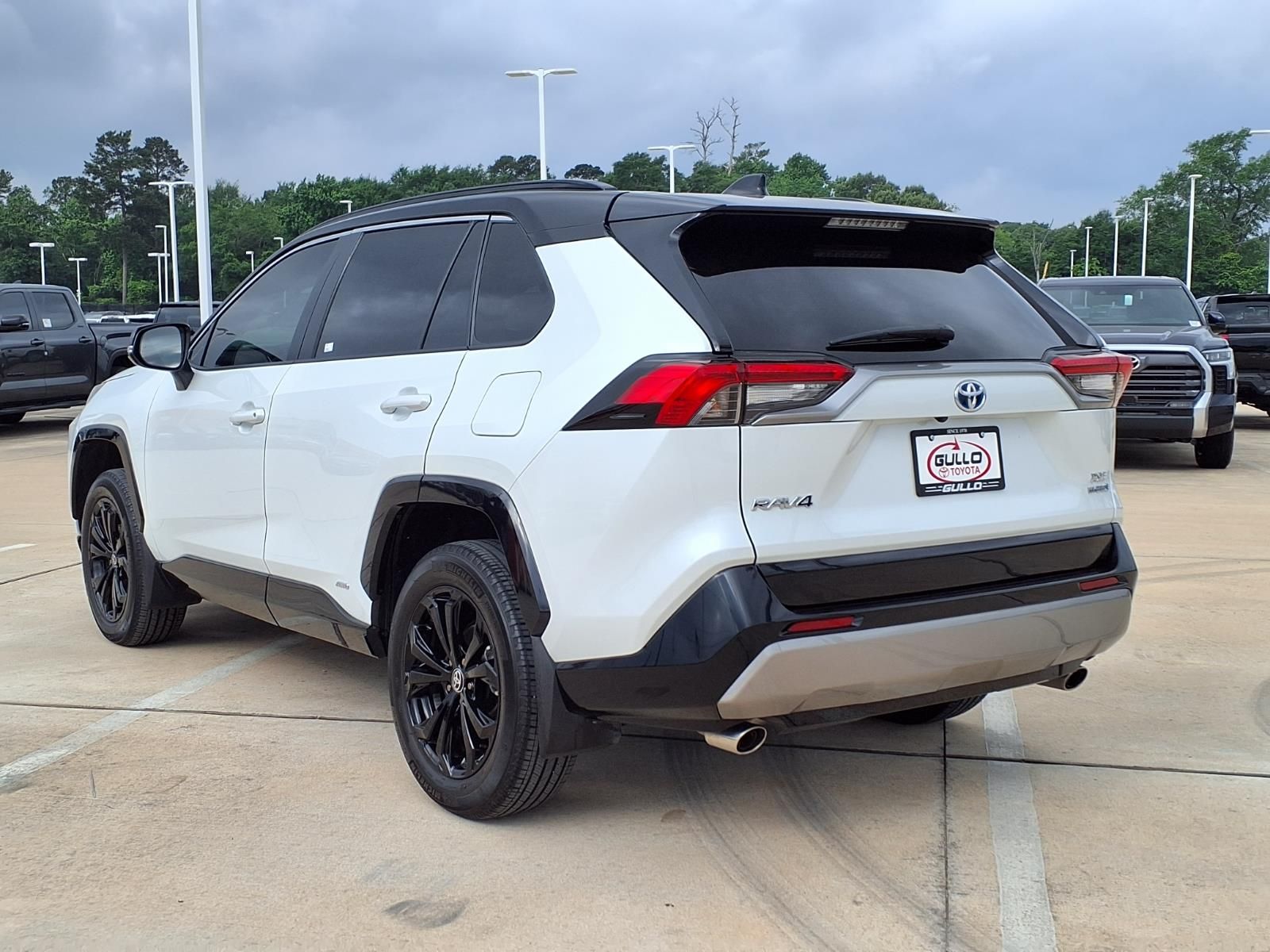 2023 Toyota RAV4 Hybrid XSE Beige at North Houston Mitsubishi