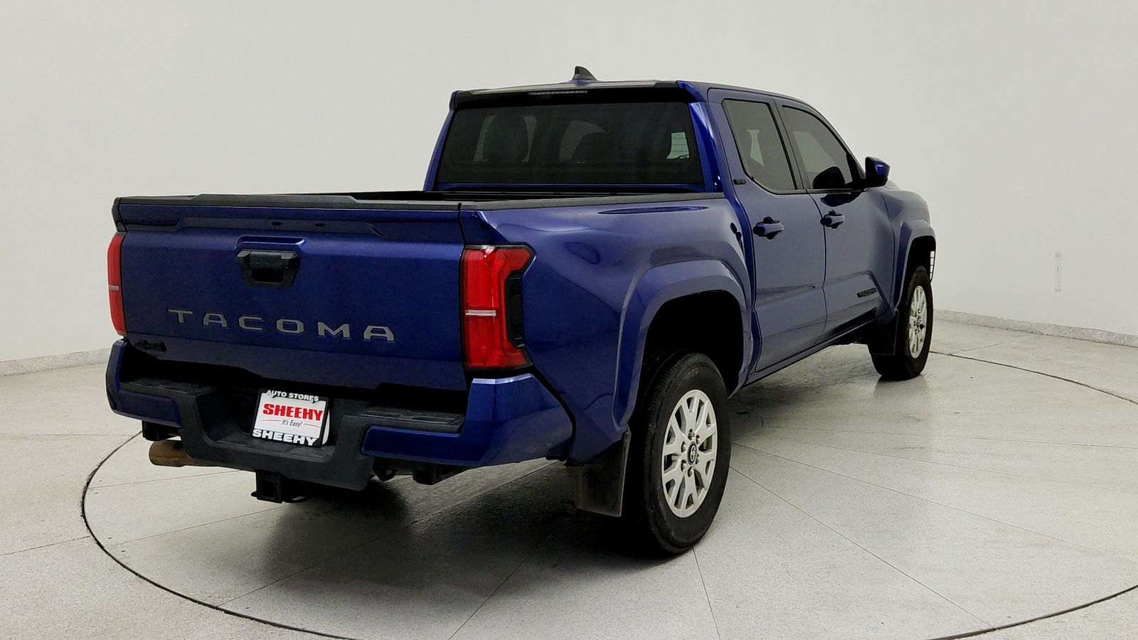 Used 2024 Blue Toyota SR5 image 6
