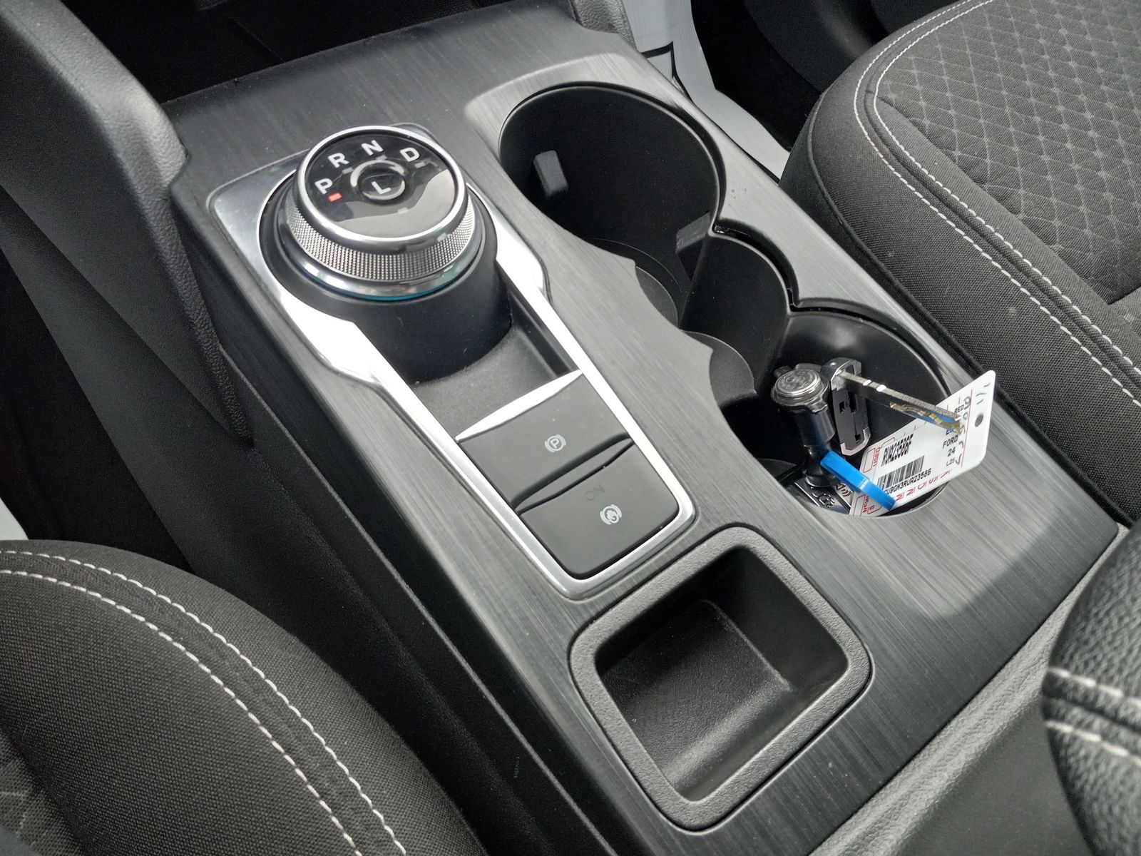 2024 Ford Escape image 24