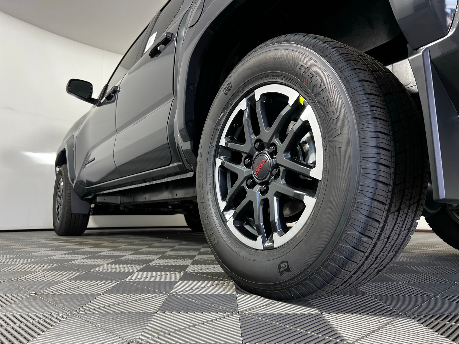 Thumbnail: 2025 Toyota Tacoma - 20