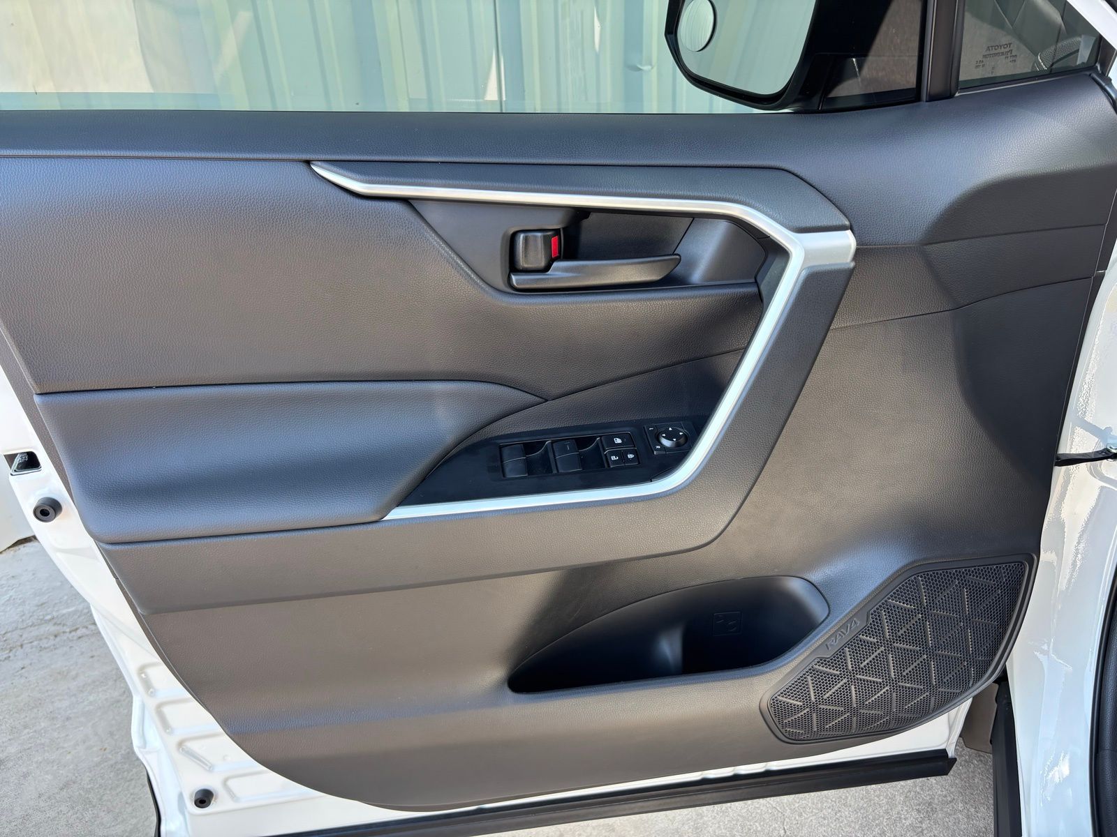 Used Car 2025 Toyota Rav4  Le For Sale Under $35,000 In Austin, Texas
